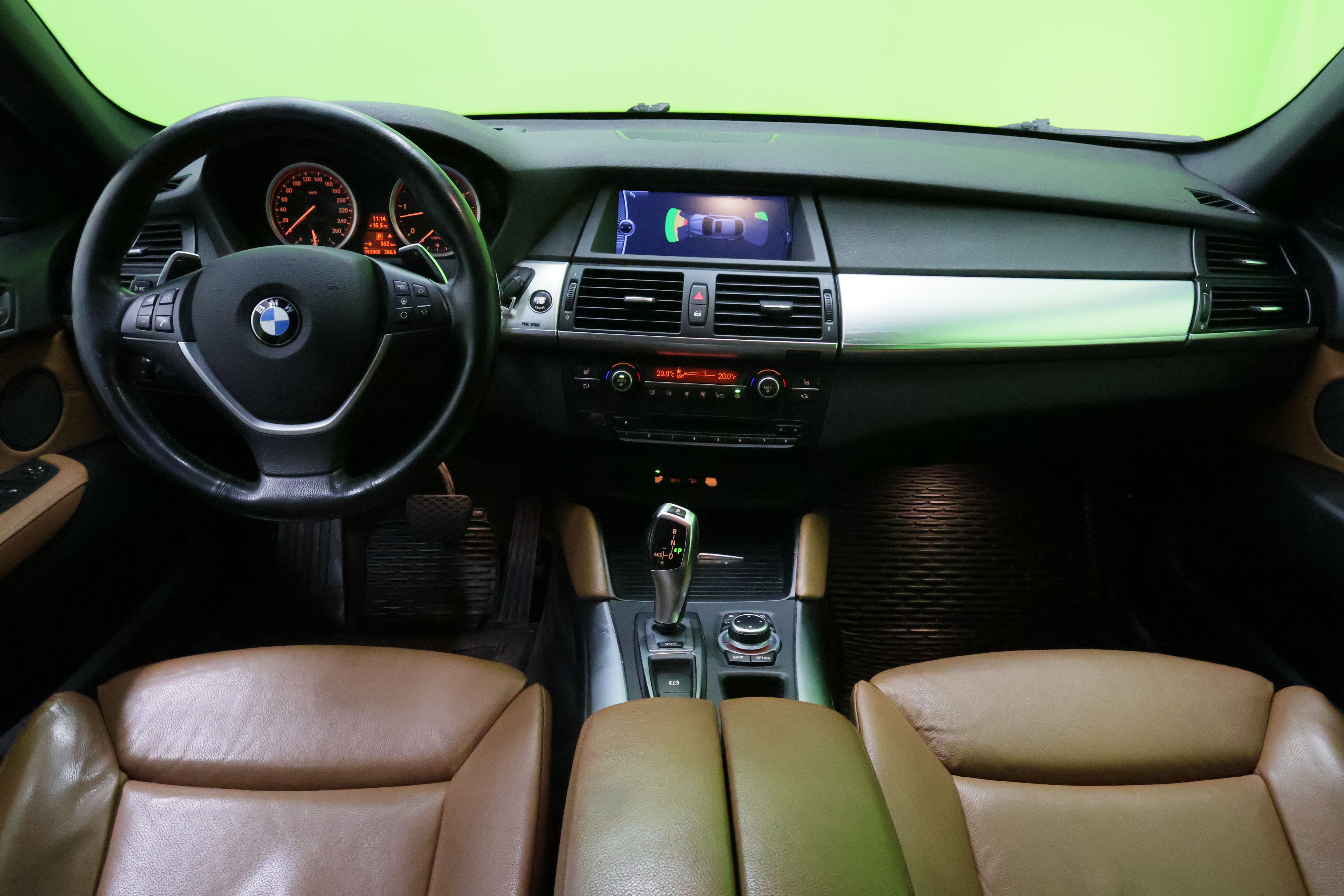 BMW X6 2012