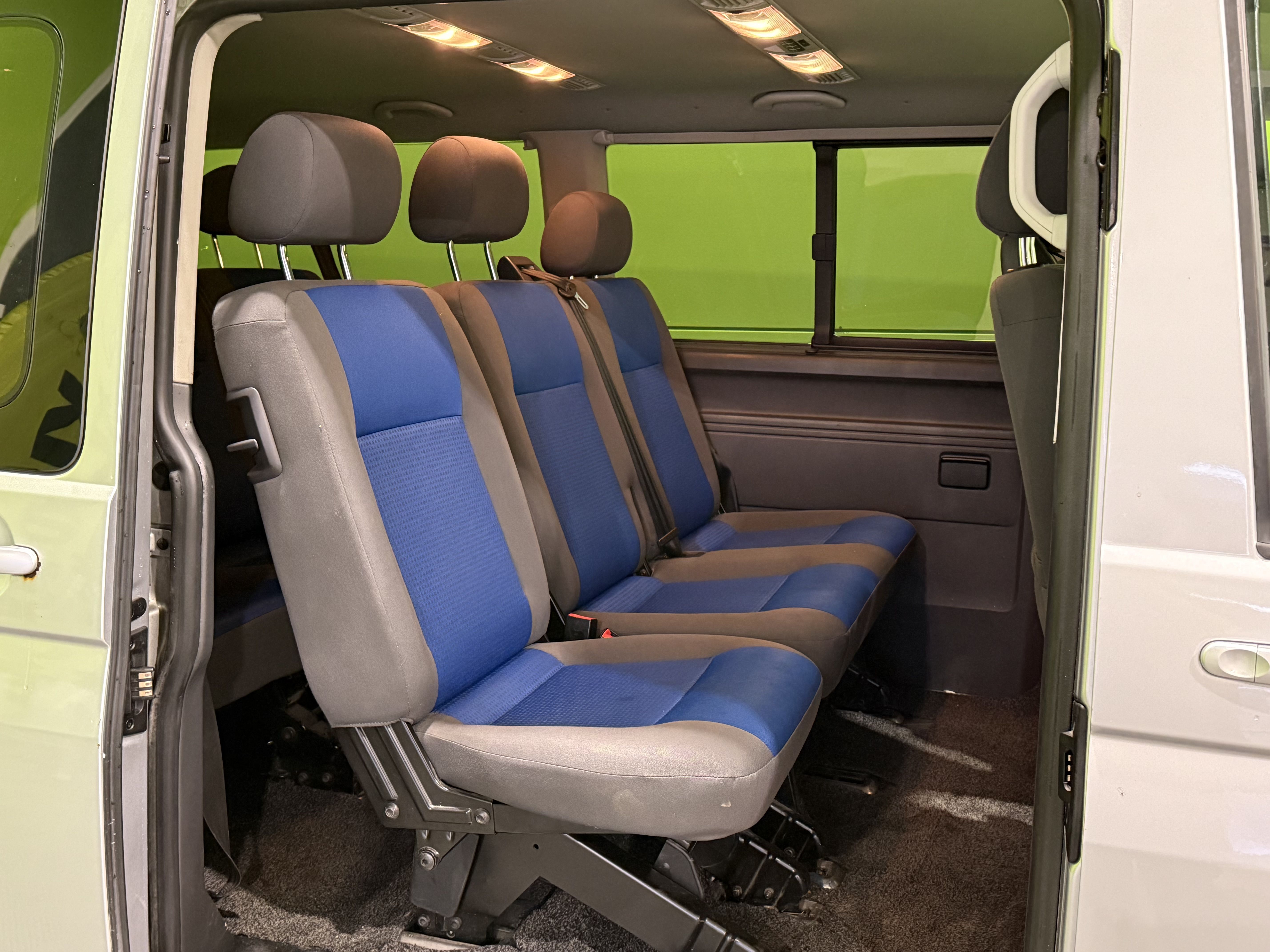 Volkswagen Caravelle 2008