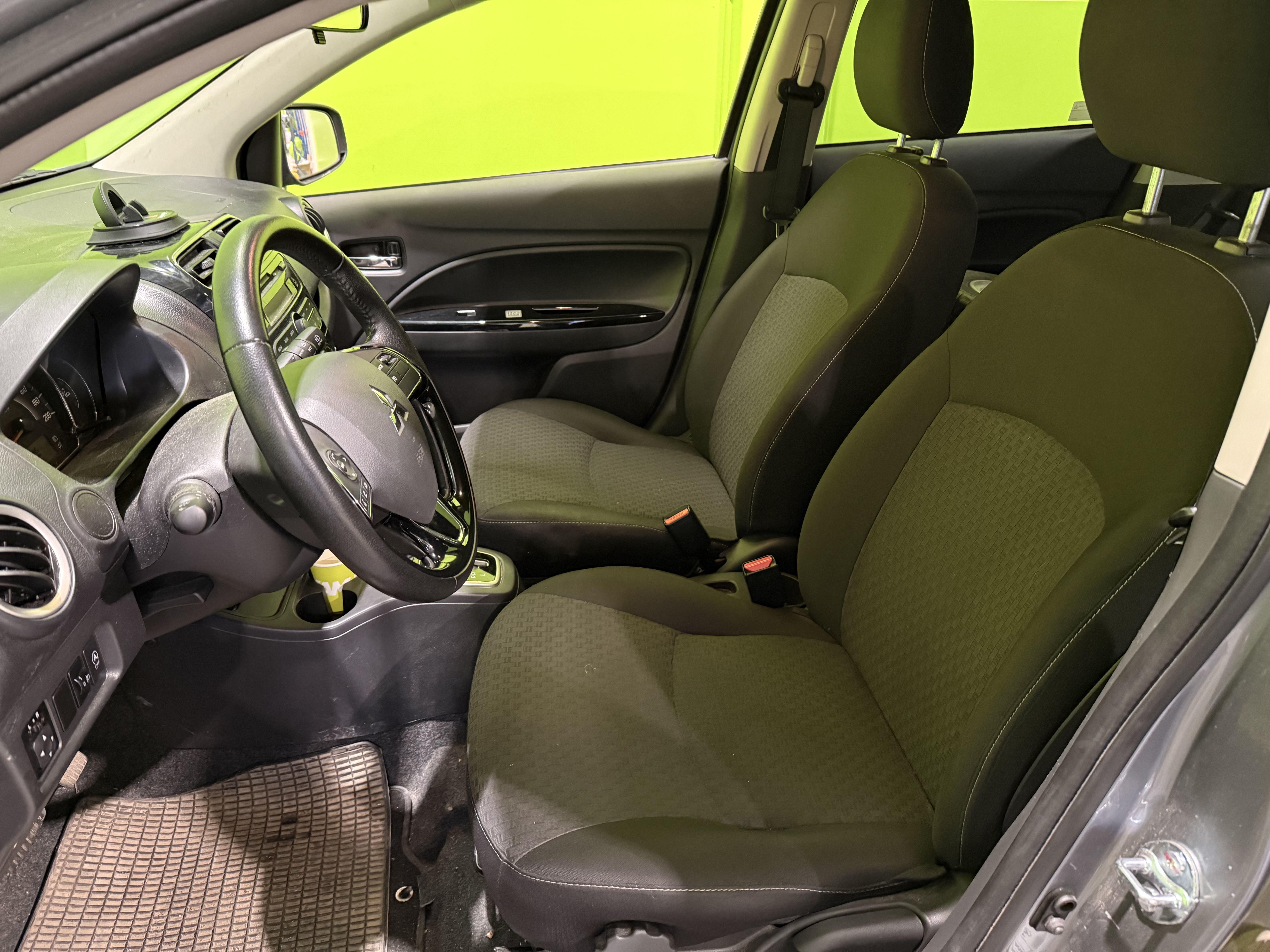 Mitsubishi Space Star 2020