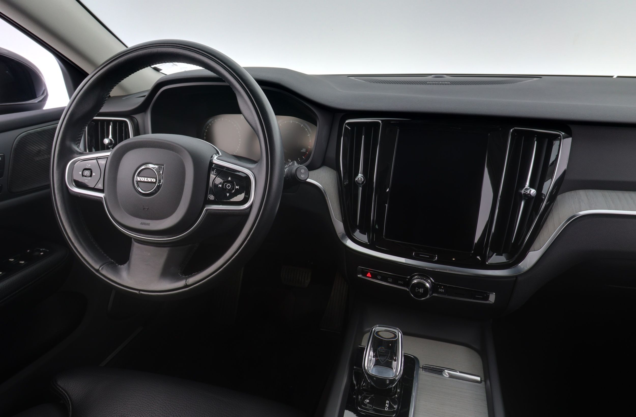 Volvo V60 2022