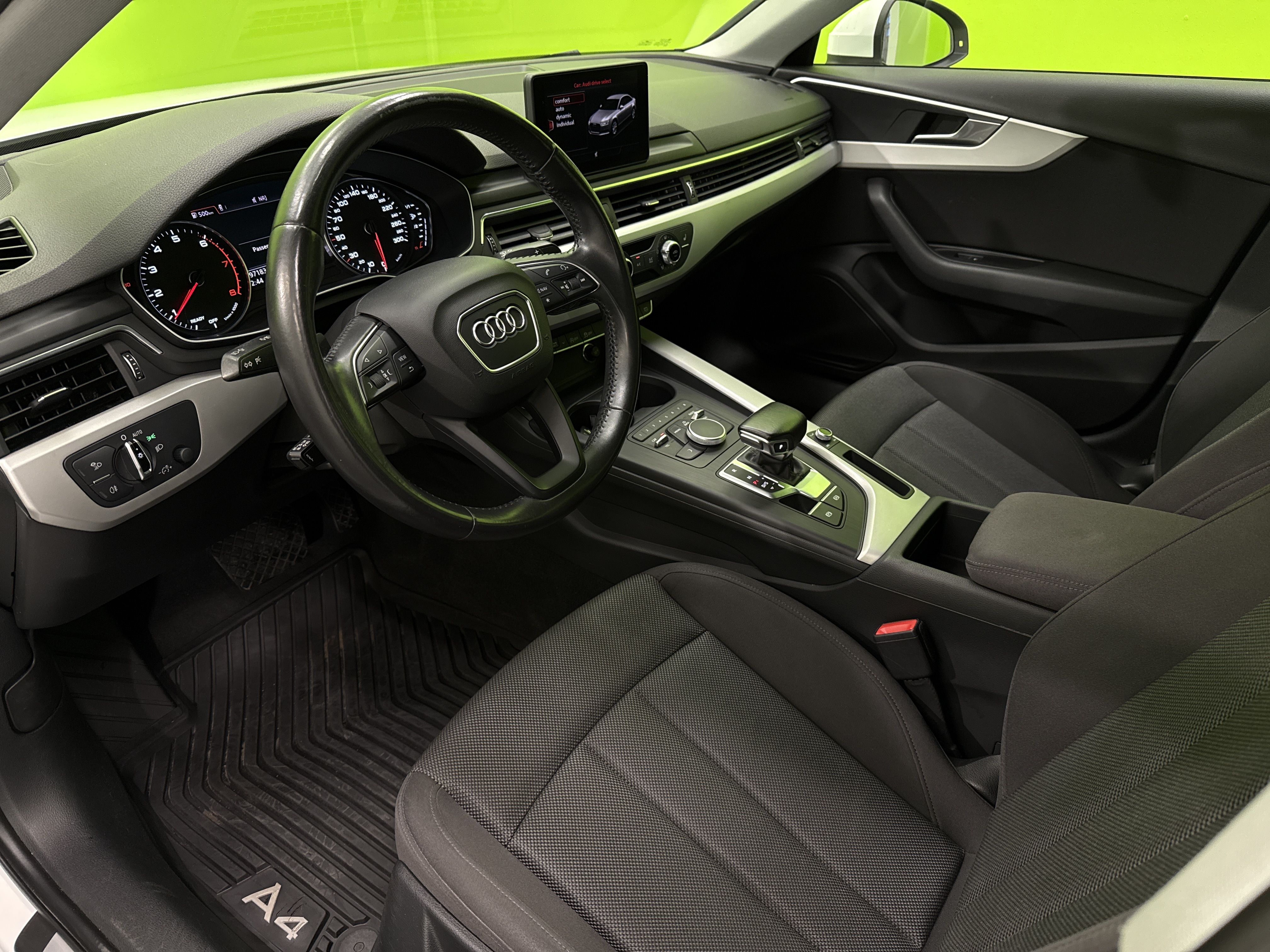 Audi A4 2016