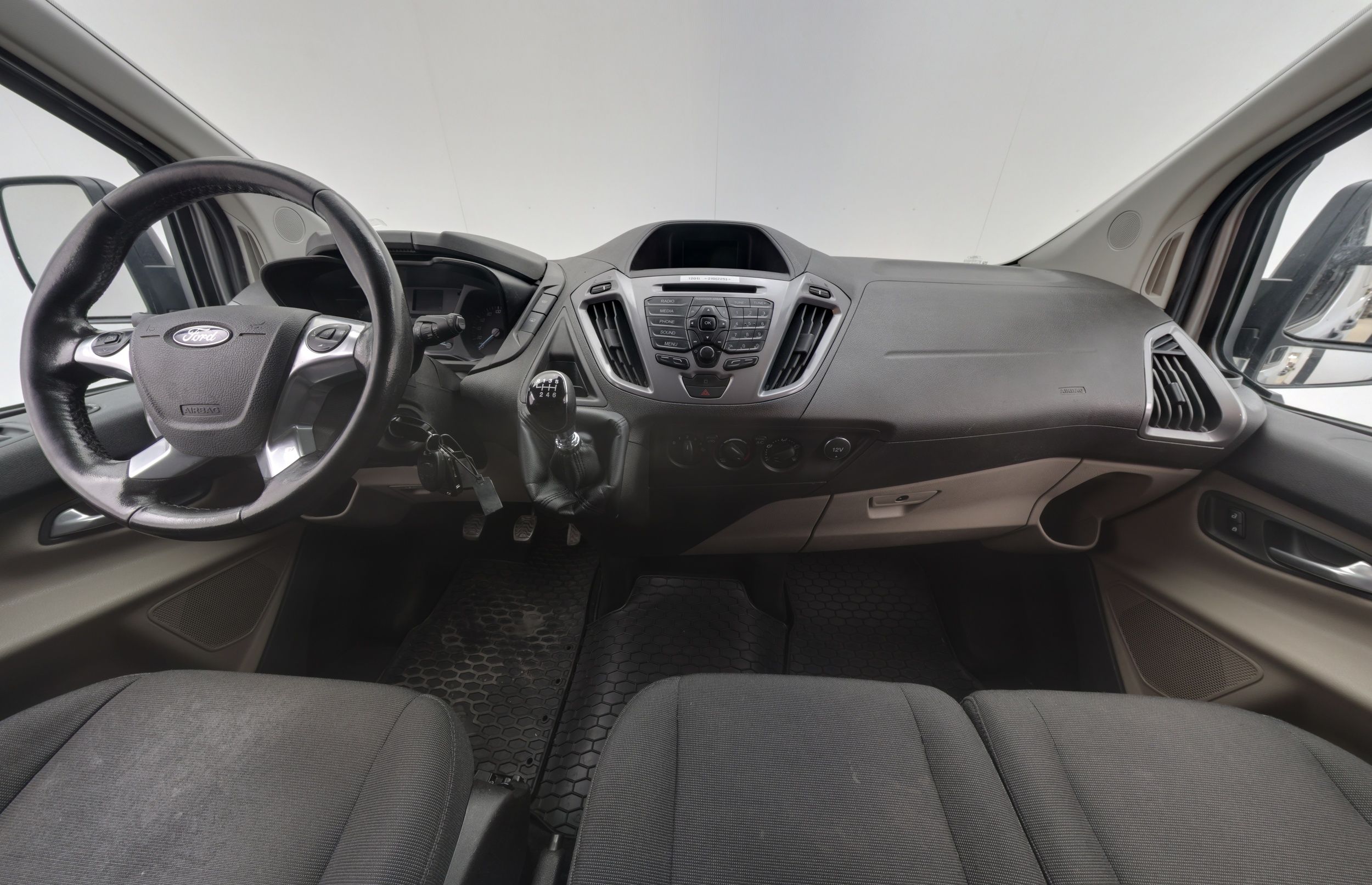 Ford Tourneo Custom 2017