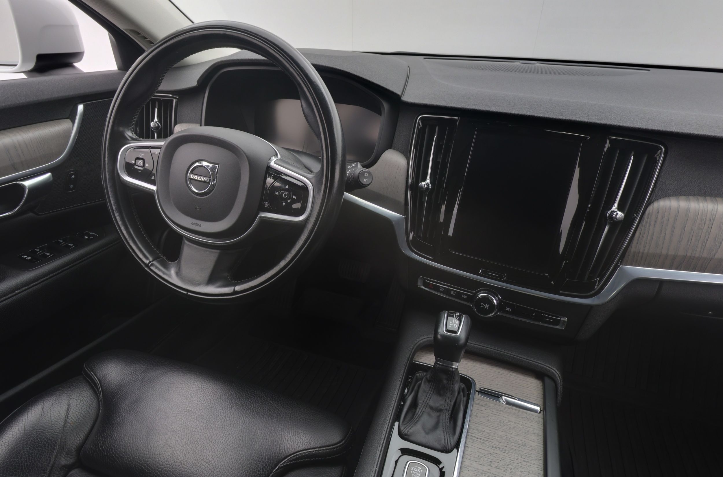 Volvo V90 Cross Country 2021