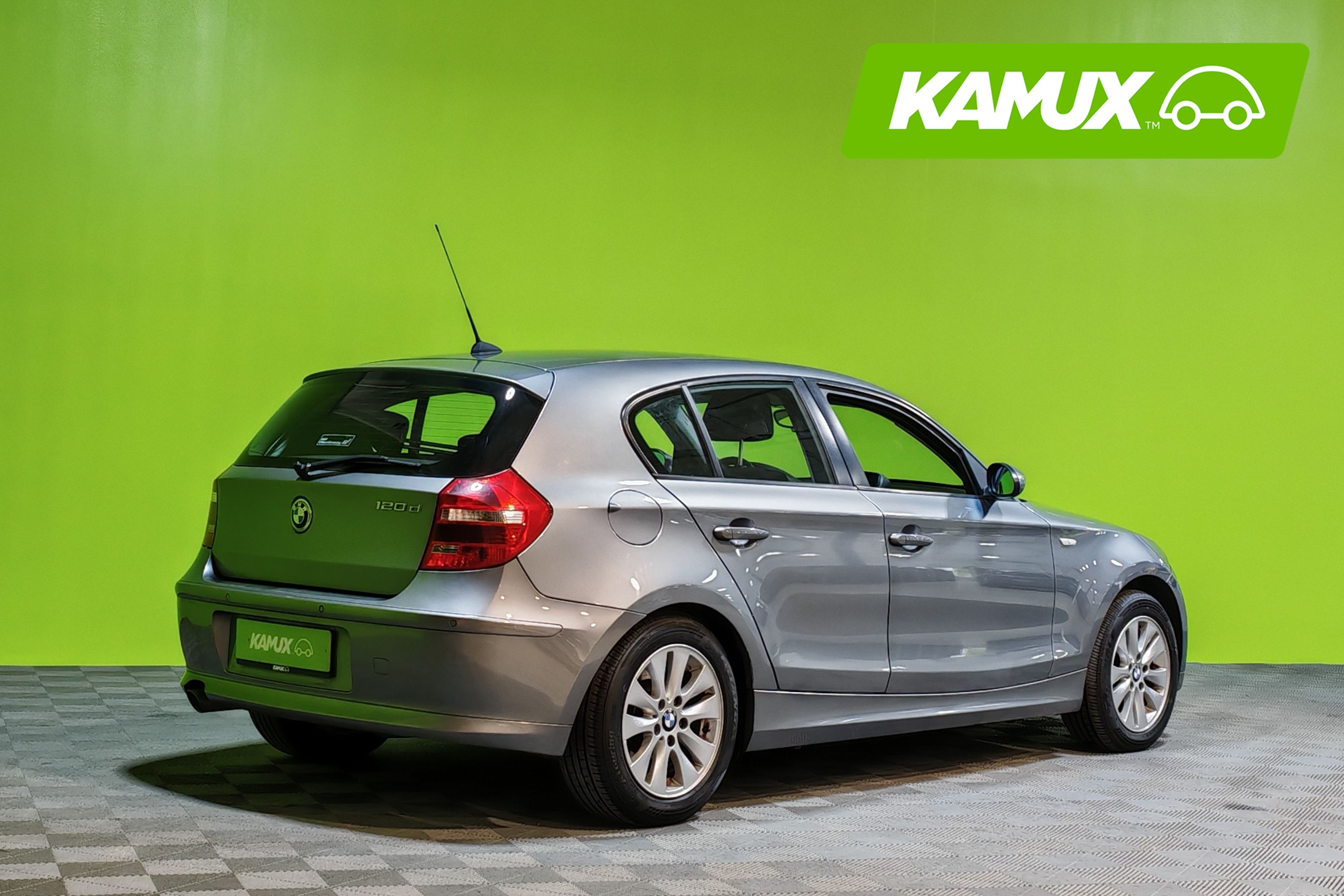 BMW 120 2009