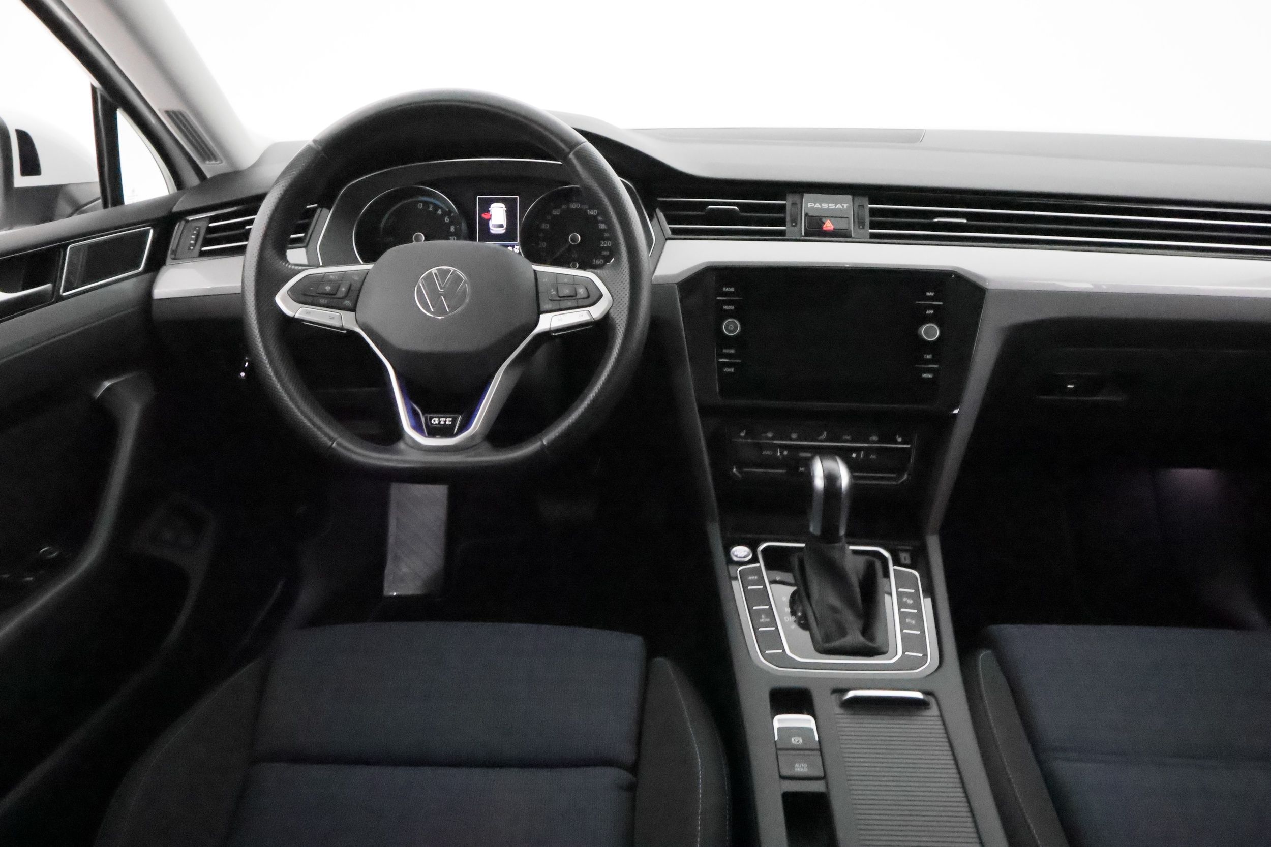 Volkswagen Passat 2021