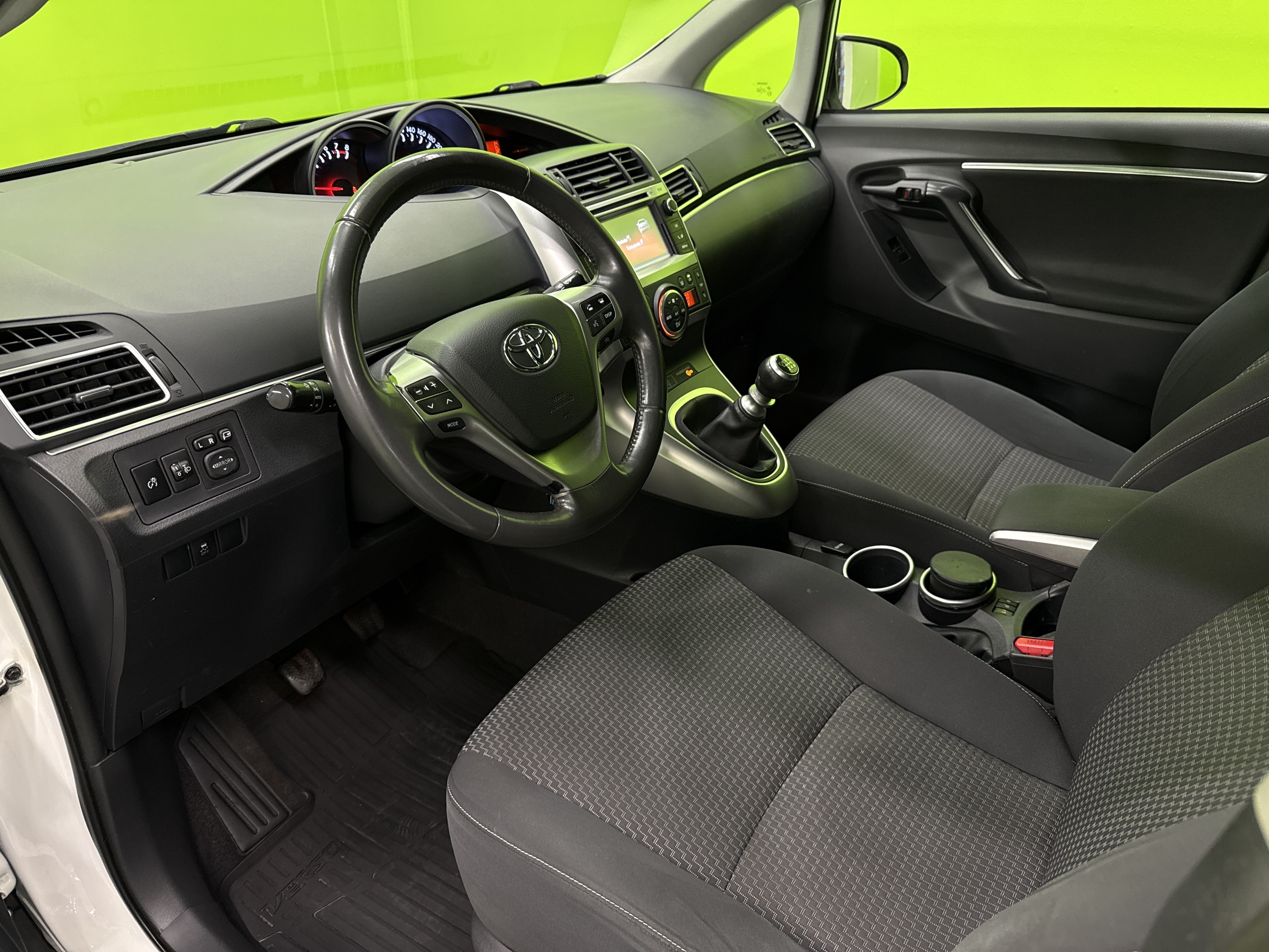 Toyota Verso 2015