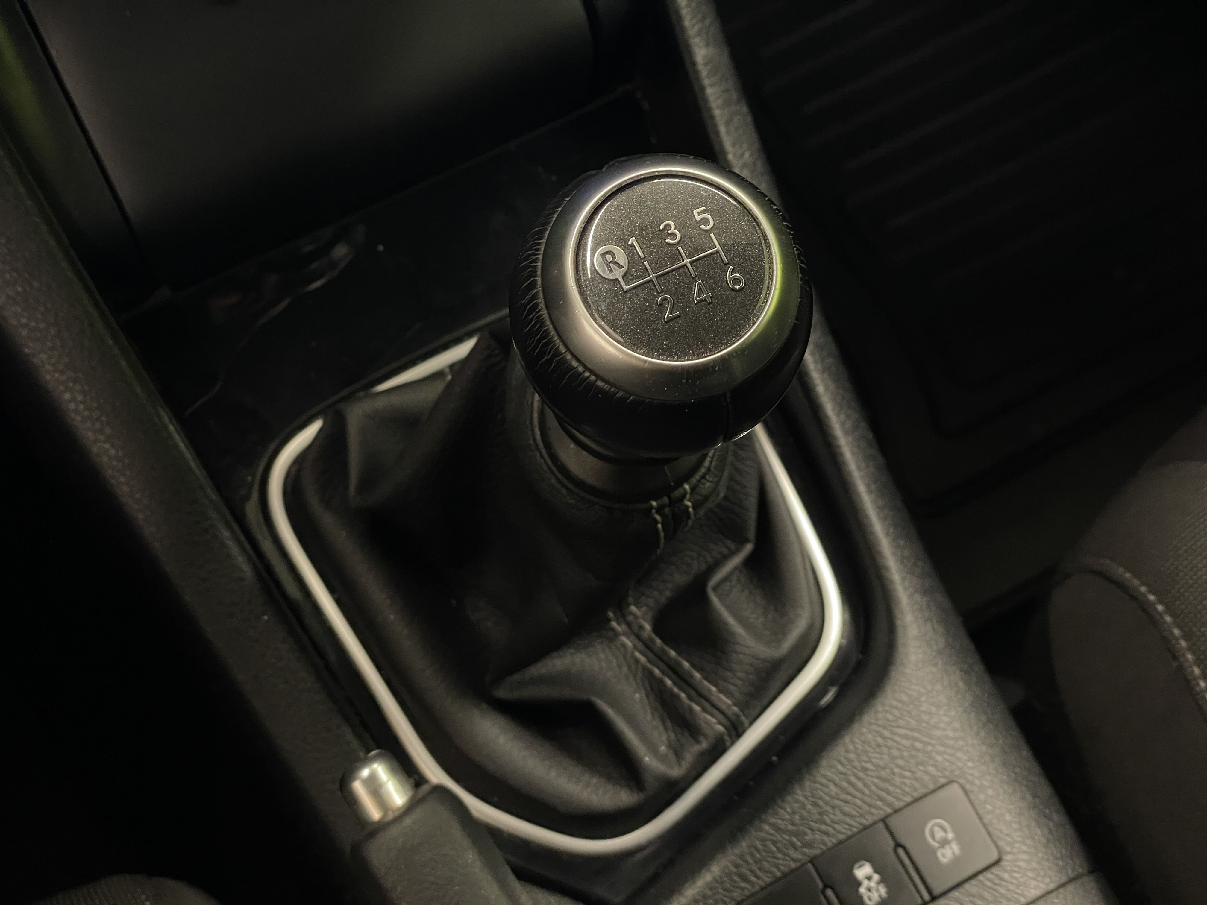 Toyota Auris 2016
