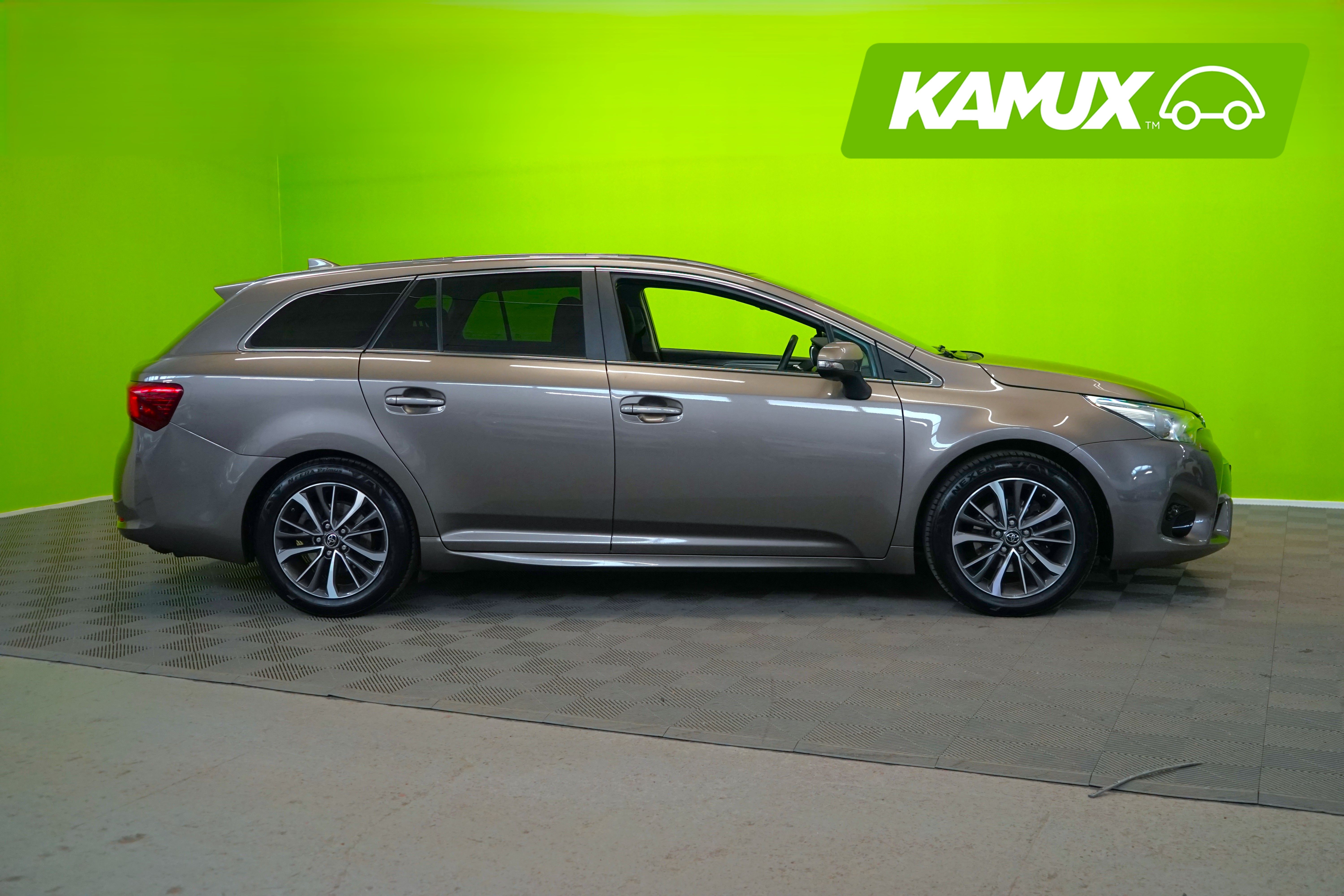 Toyota Avensis 2016