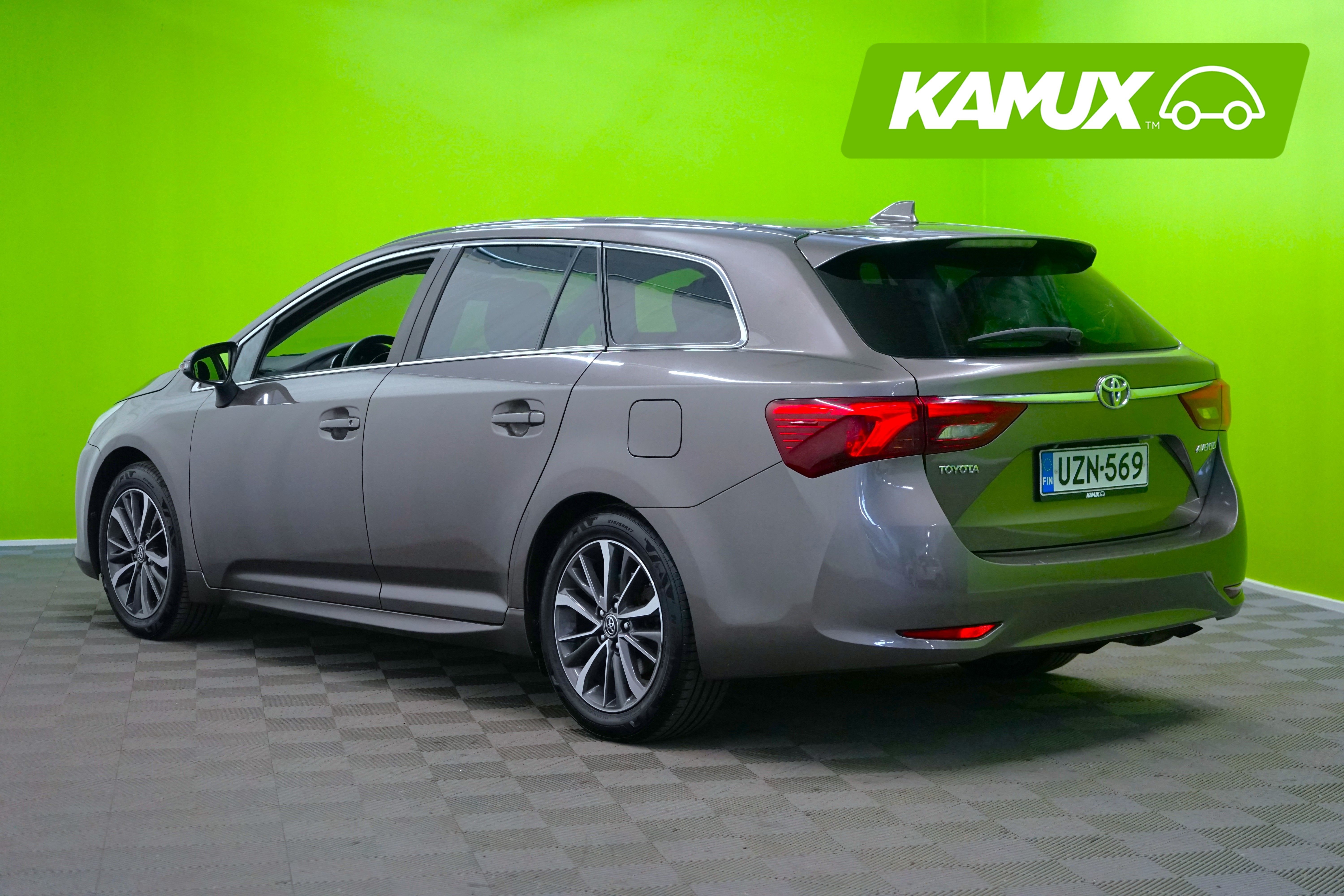 Toyota Avensis 2016