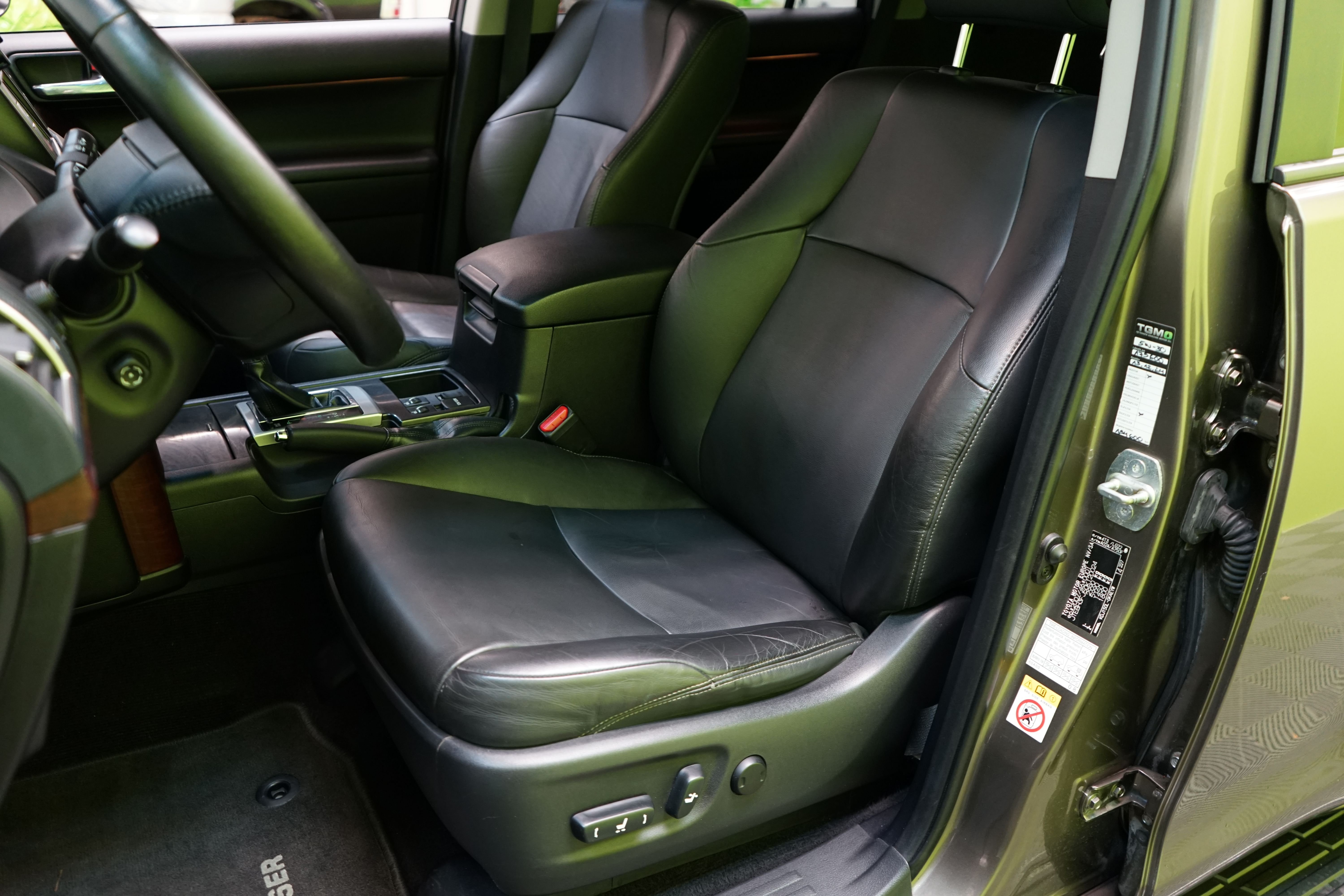 Toyota Land Cruiser 2014