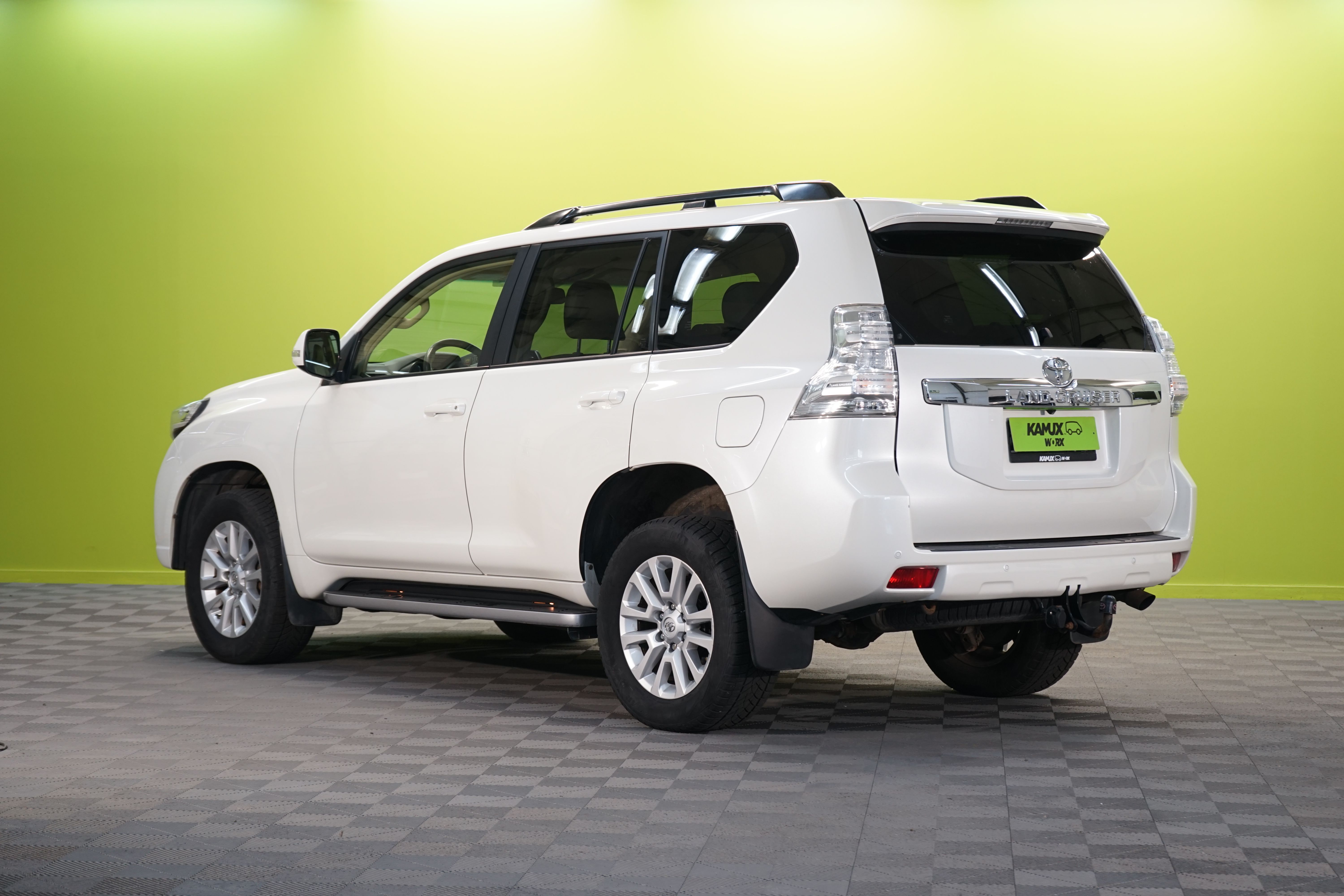 Toyota Land Cruiser 2016
