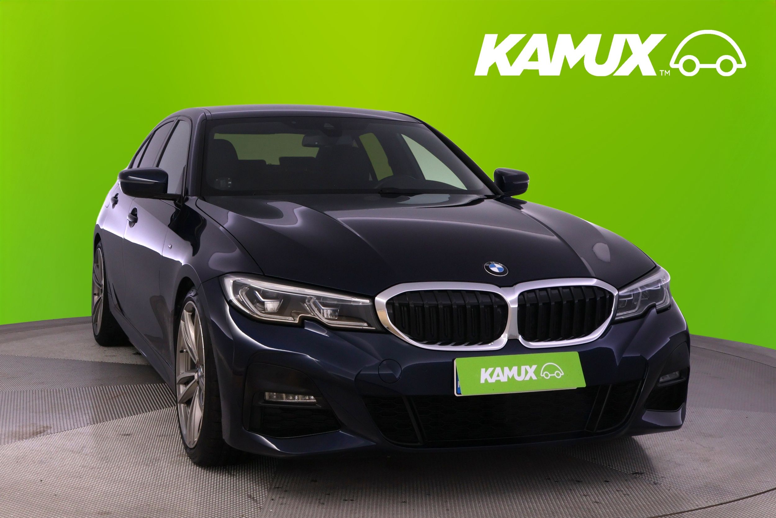 BMW 330 2019