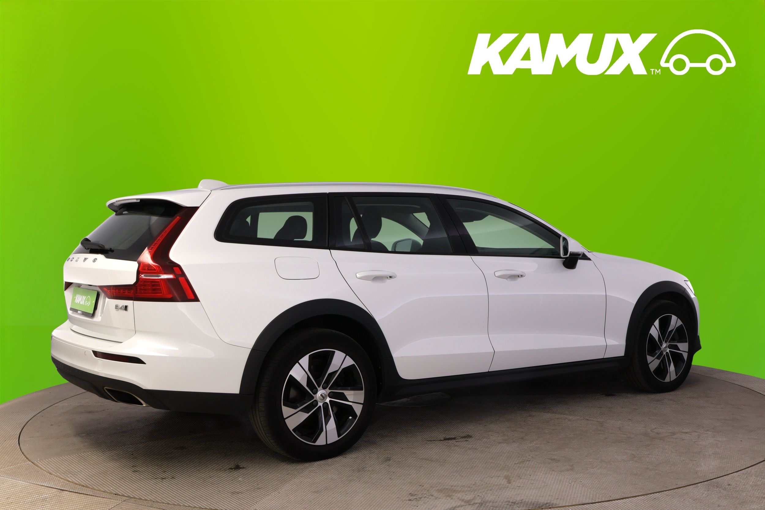 Volvo V60 Cross Country 2021