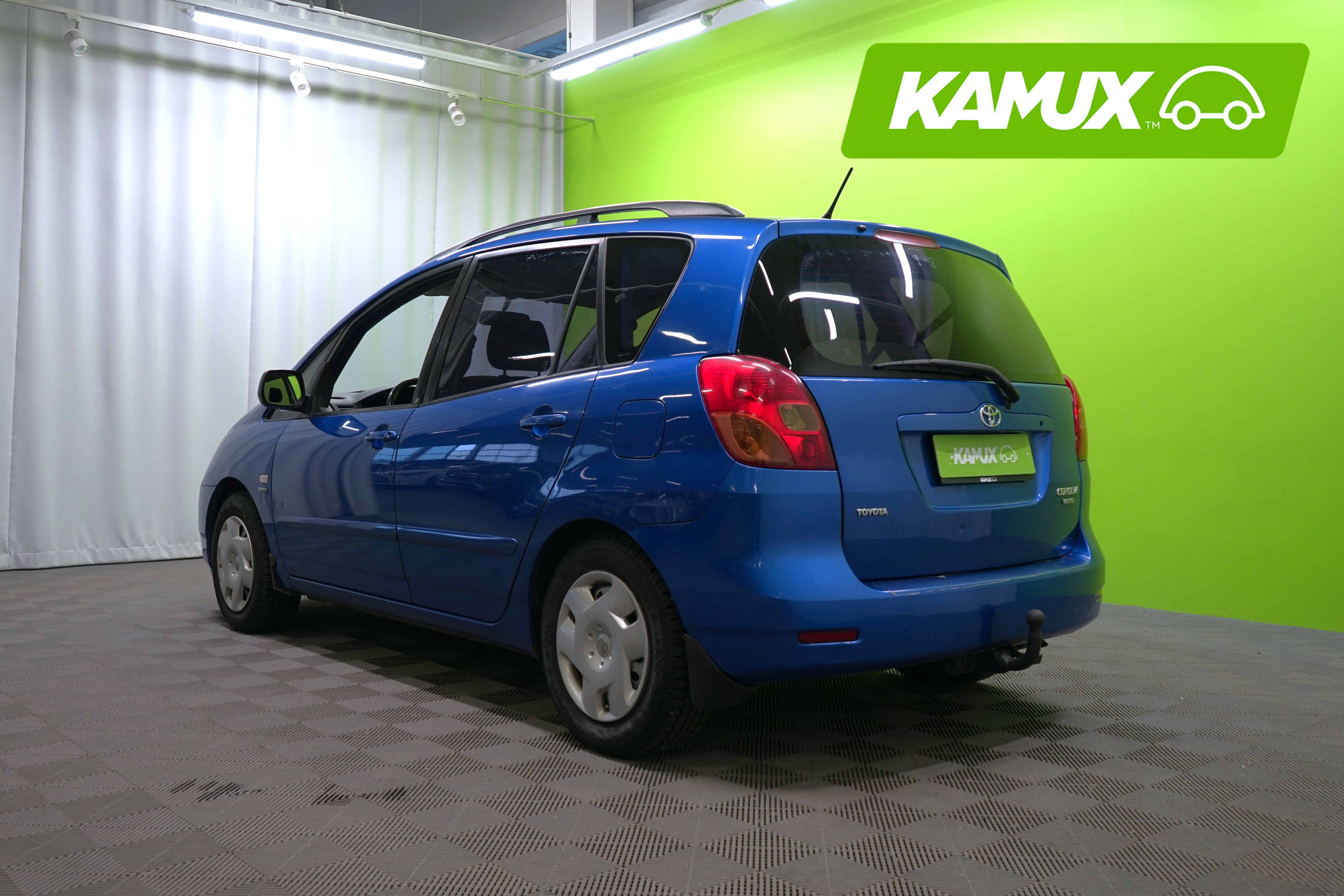 Toyota Corolla Verso 2003