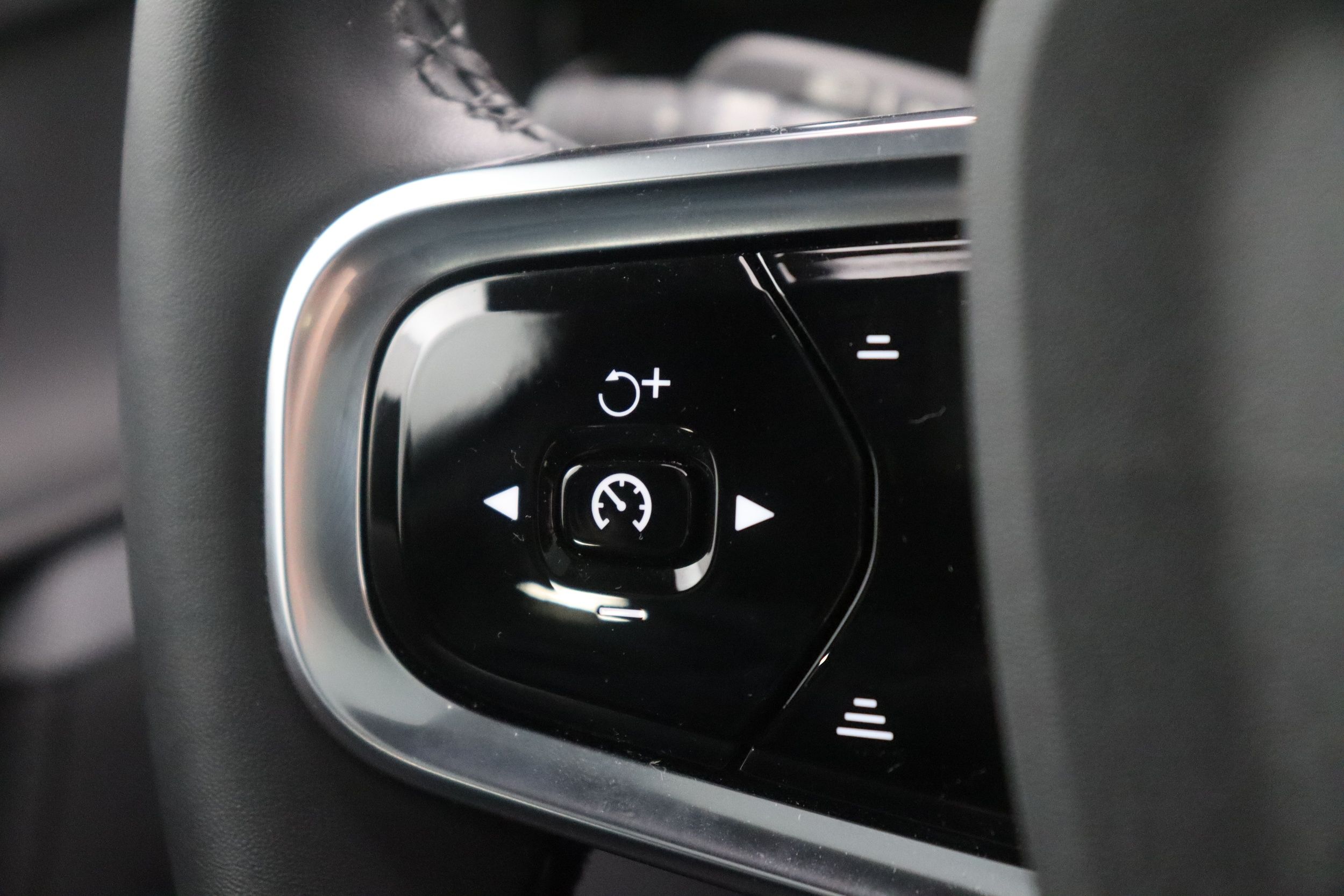 Polestar 2 2024