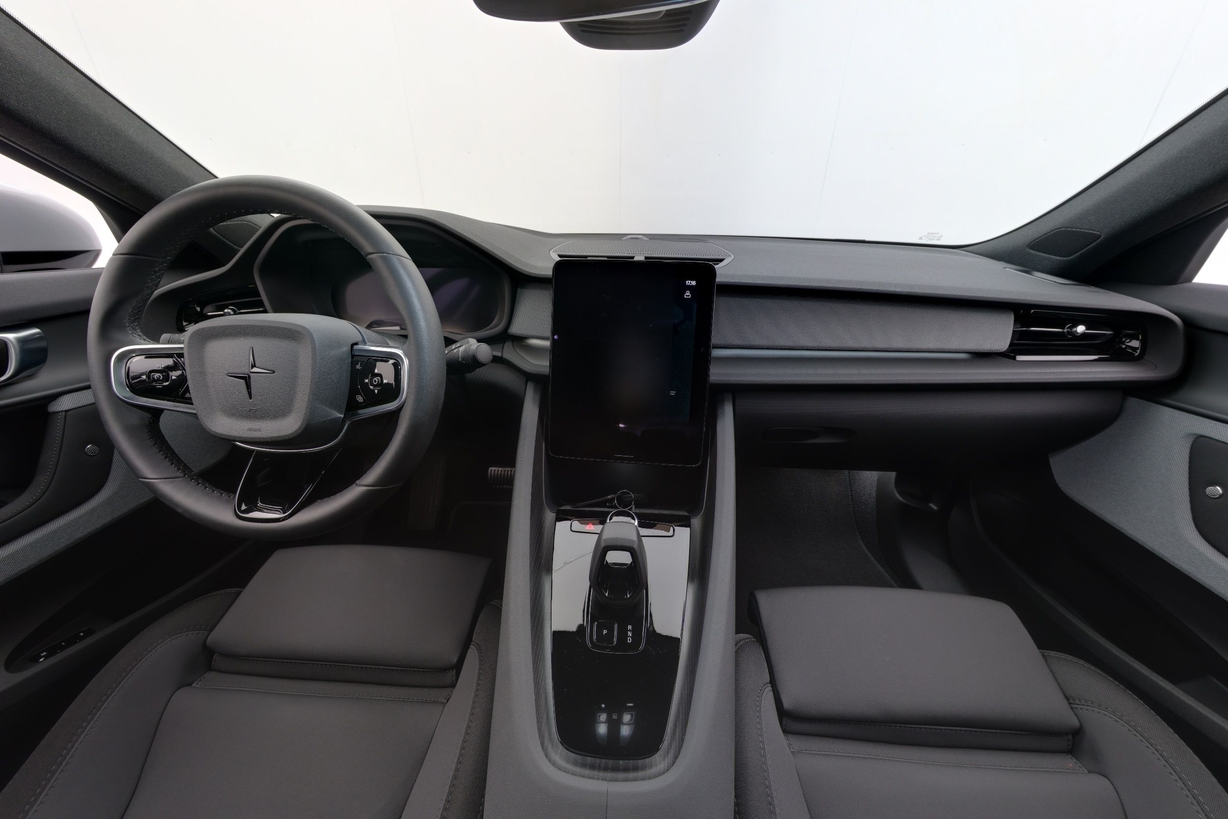 Polestar 2 2024