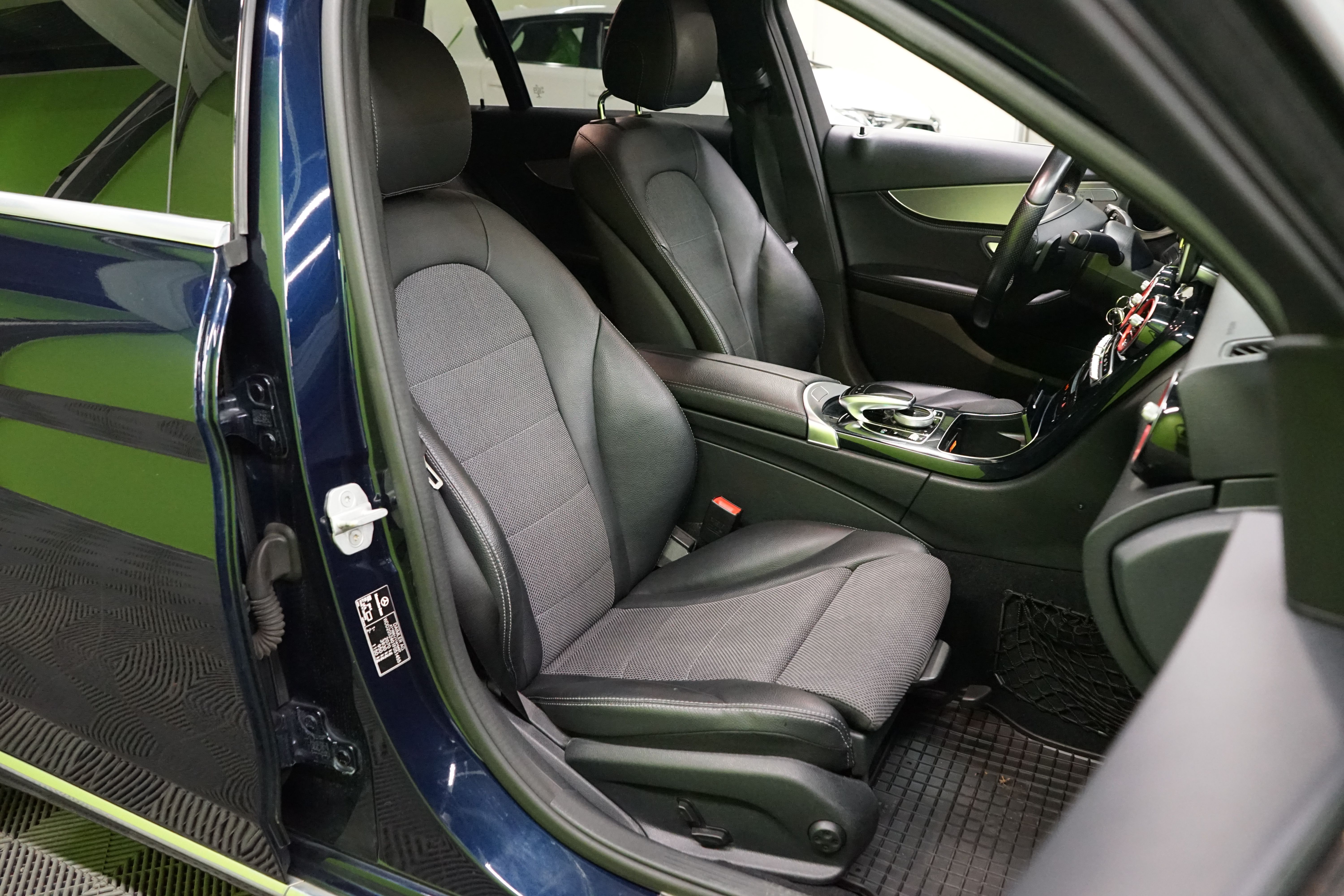 Mercedes-Benz C 2015