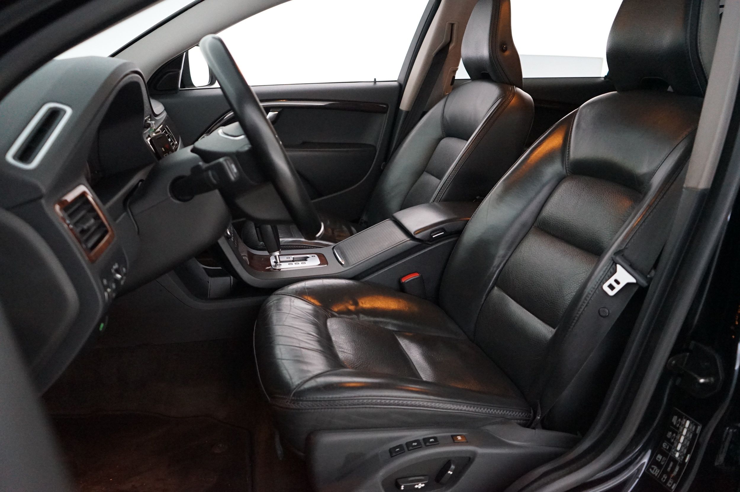 Volvo XC70 2010