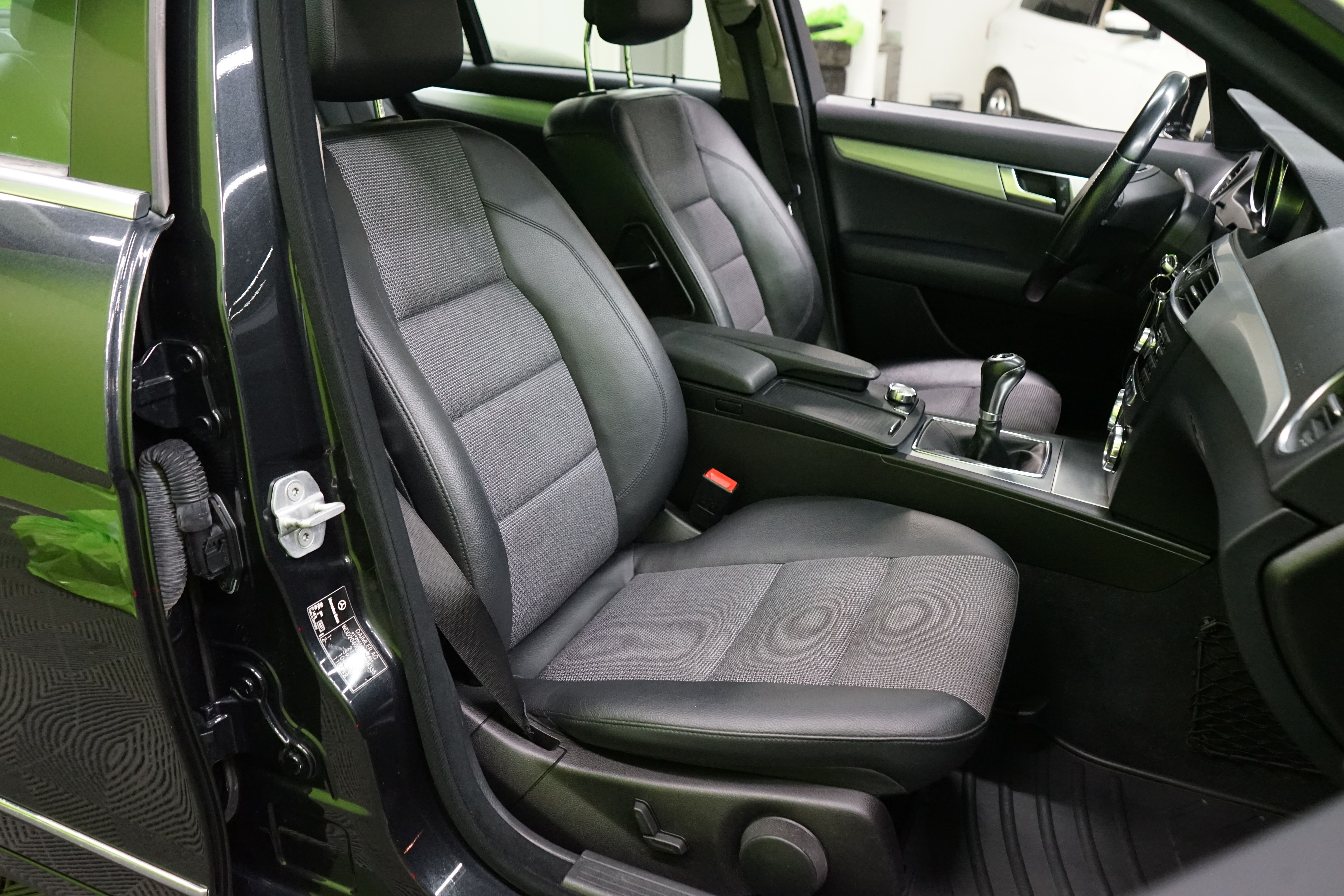 Mercedes-Benz C 2012
