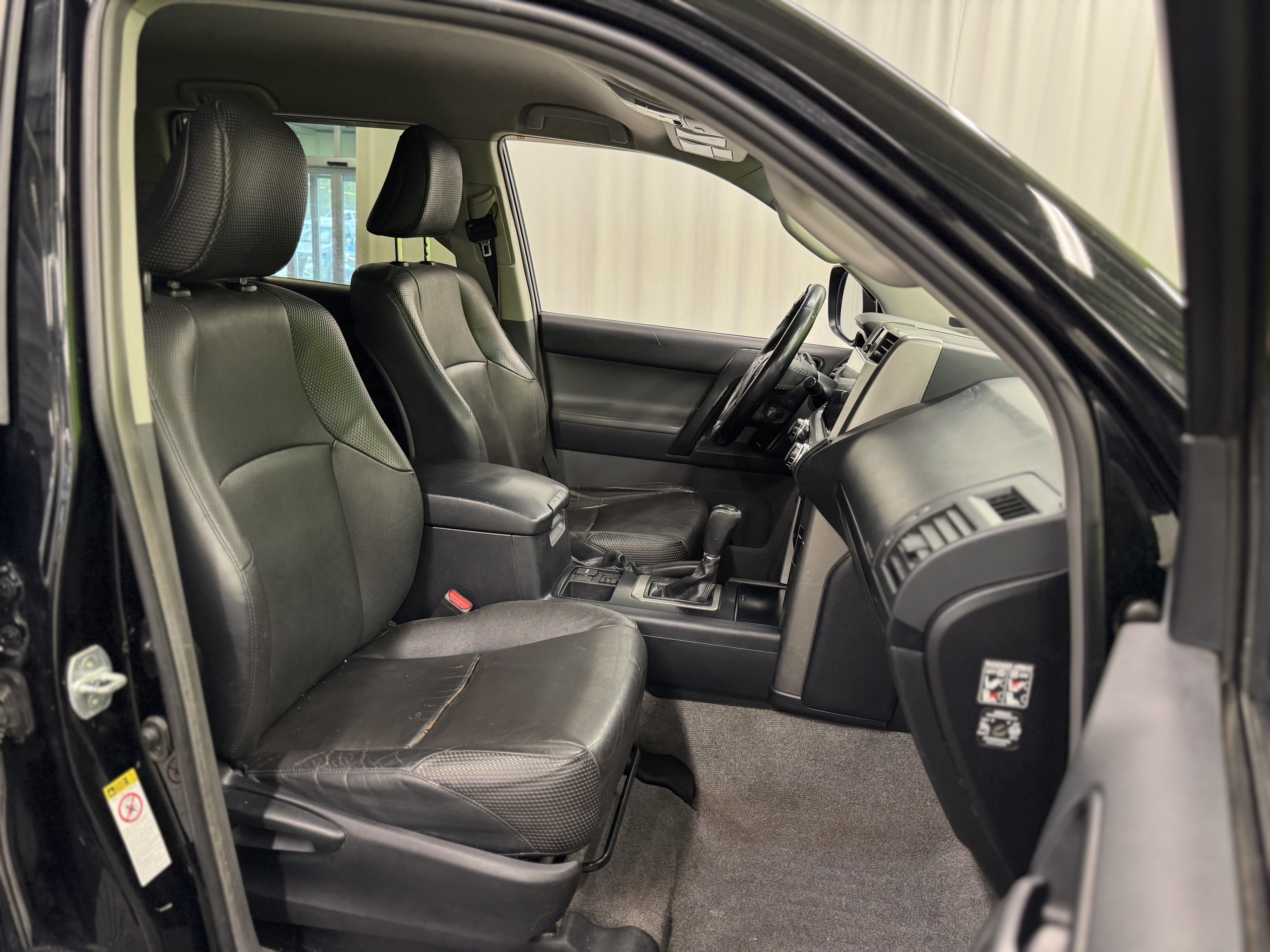 Toyota Land Cruiser 2013