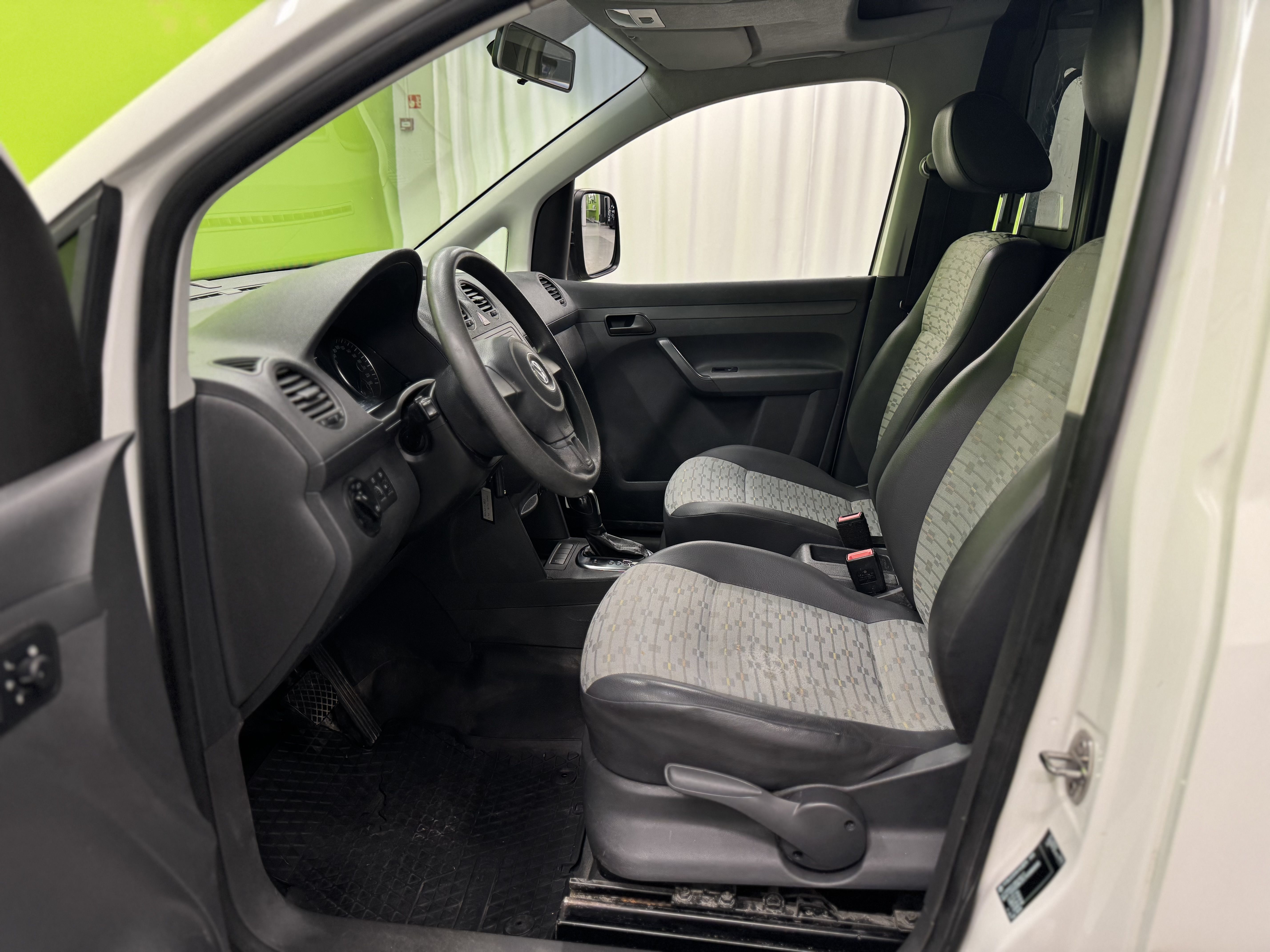 Volkswagen Caddy 2012