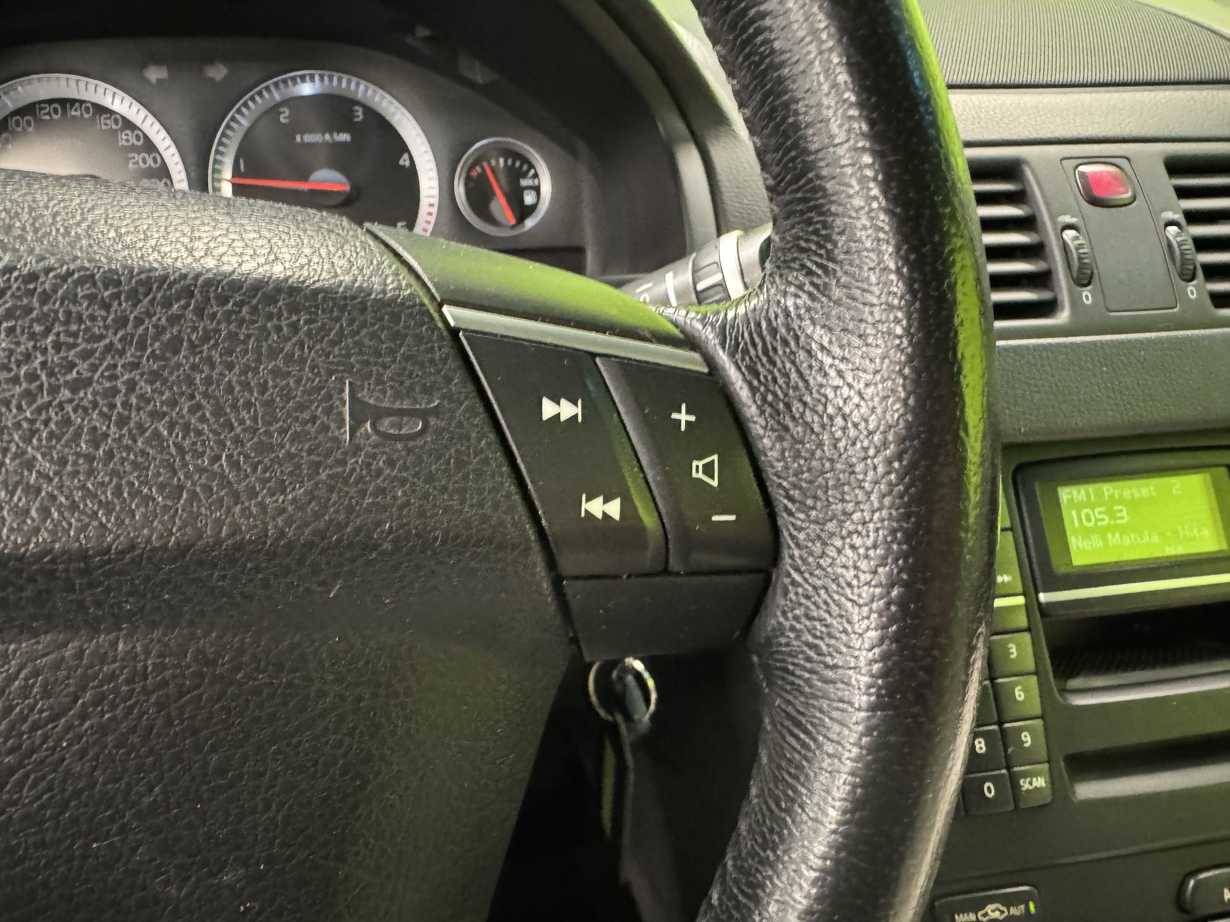 Volvo XC90 2007