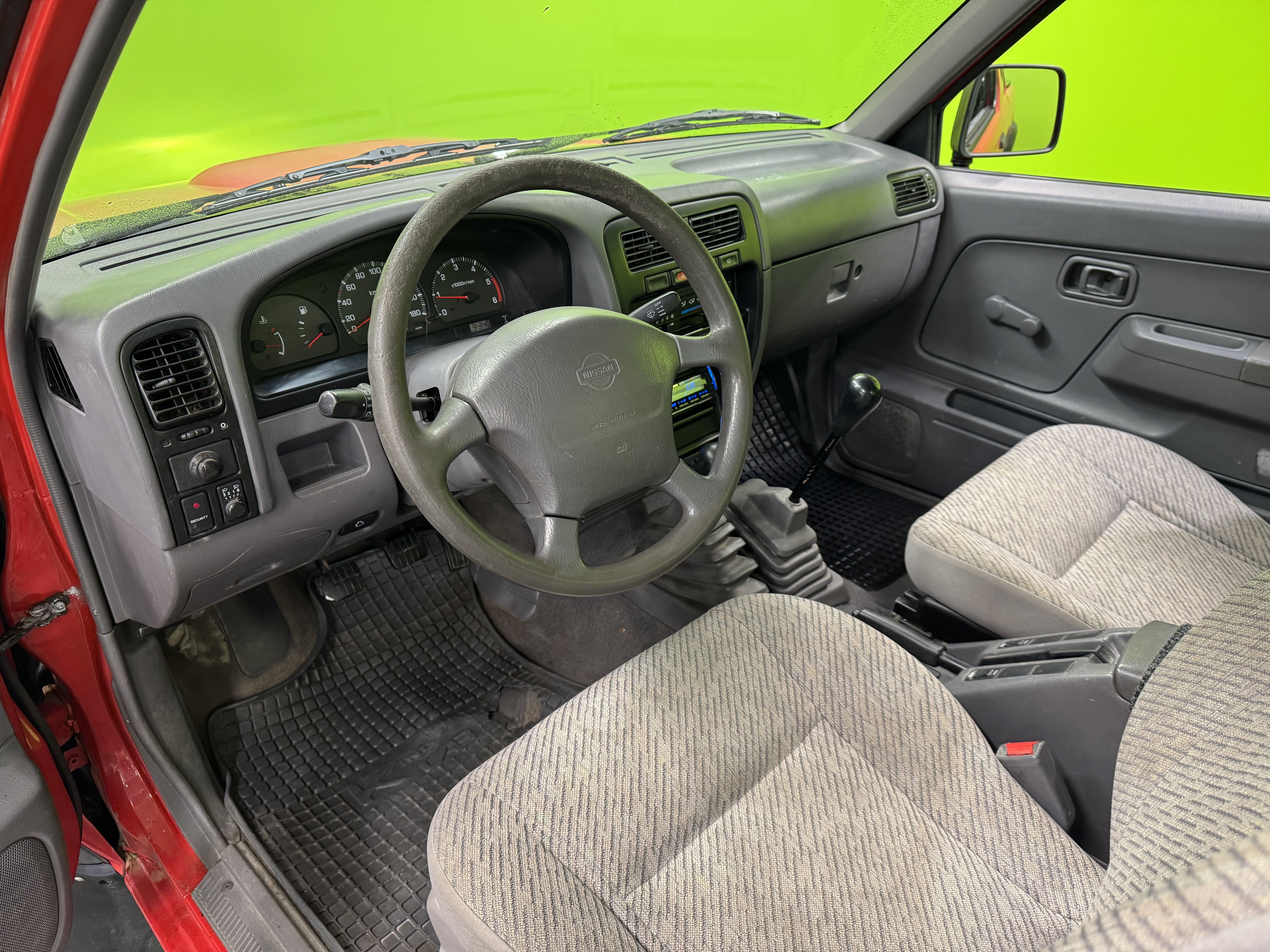 Nissan King Cab 1998