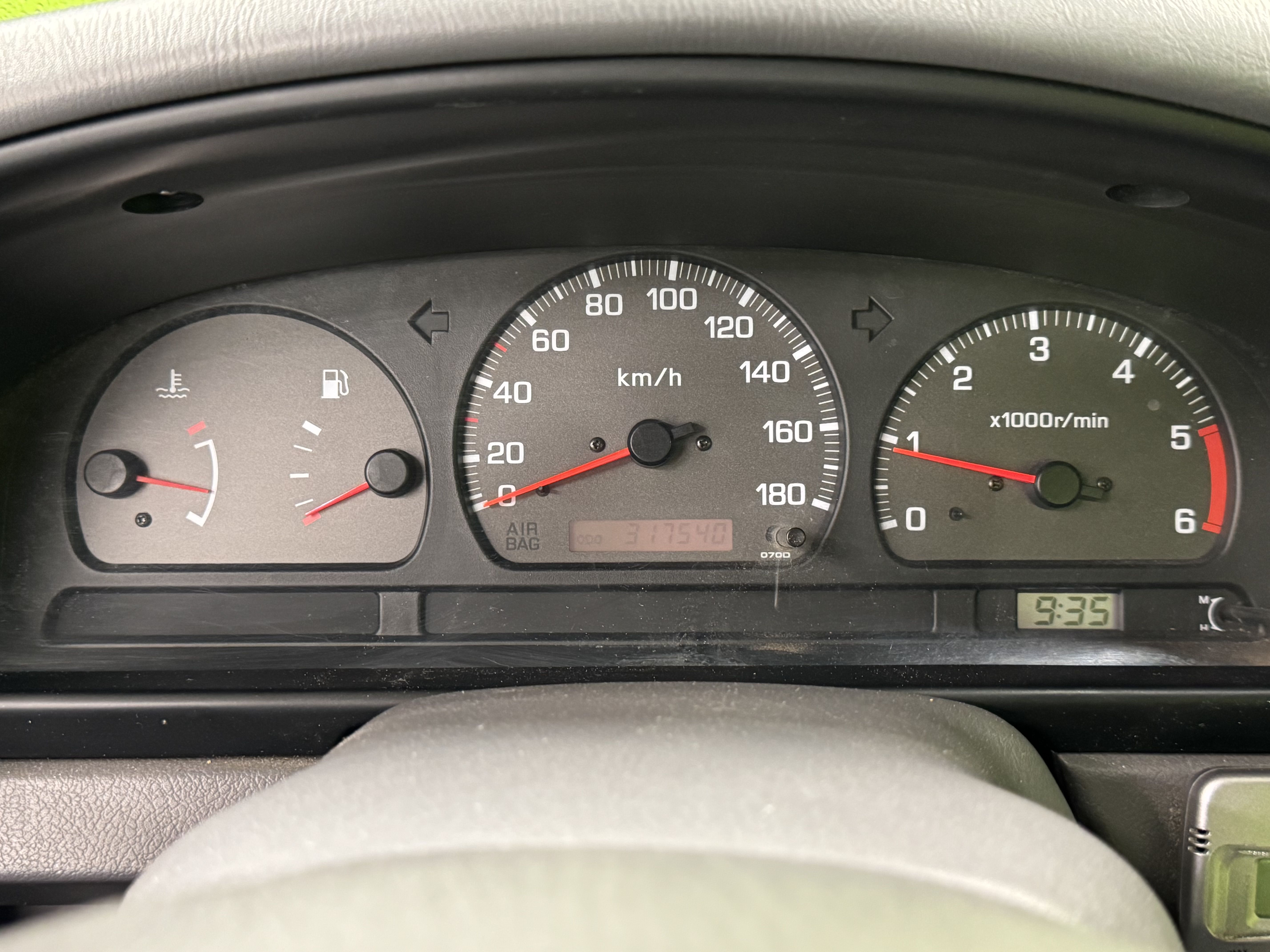 Nissan King Cab 1998