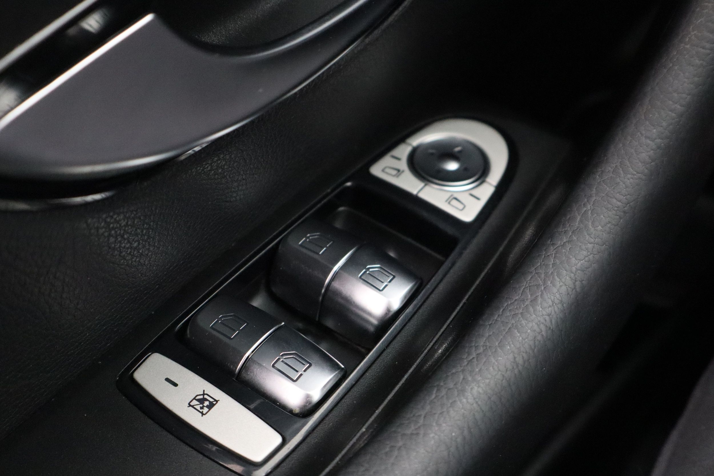 Mercedes-Benz E 2019