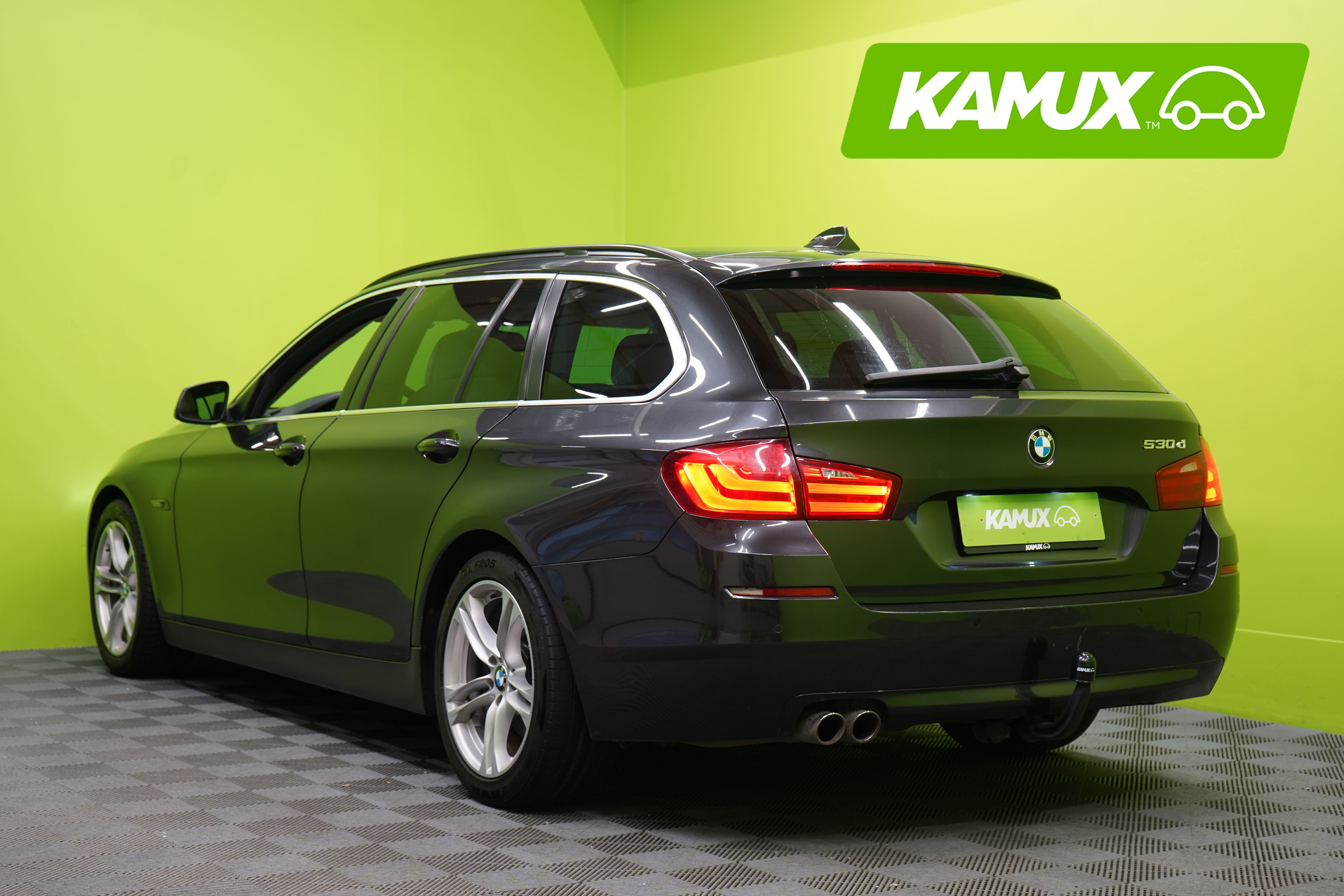 BMW 530 2011