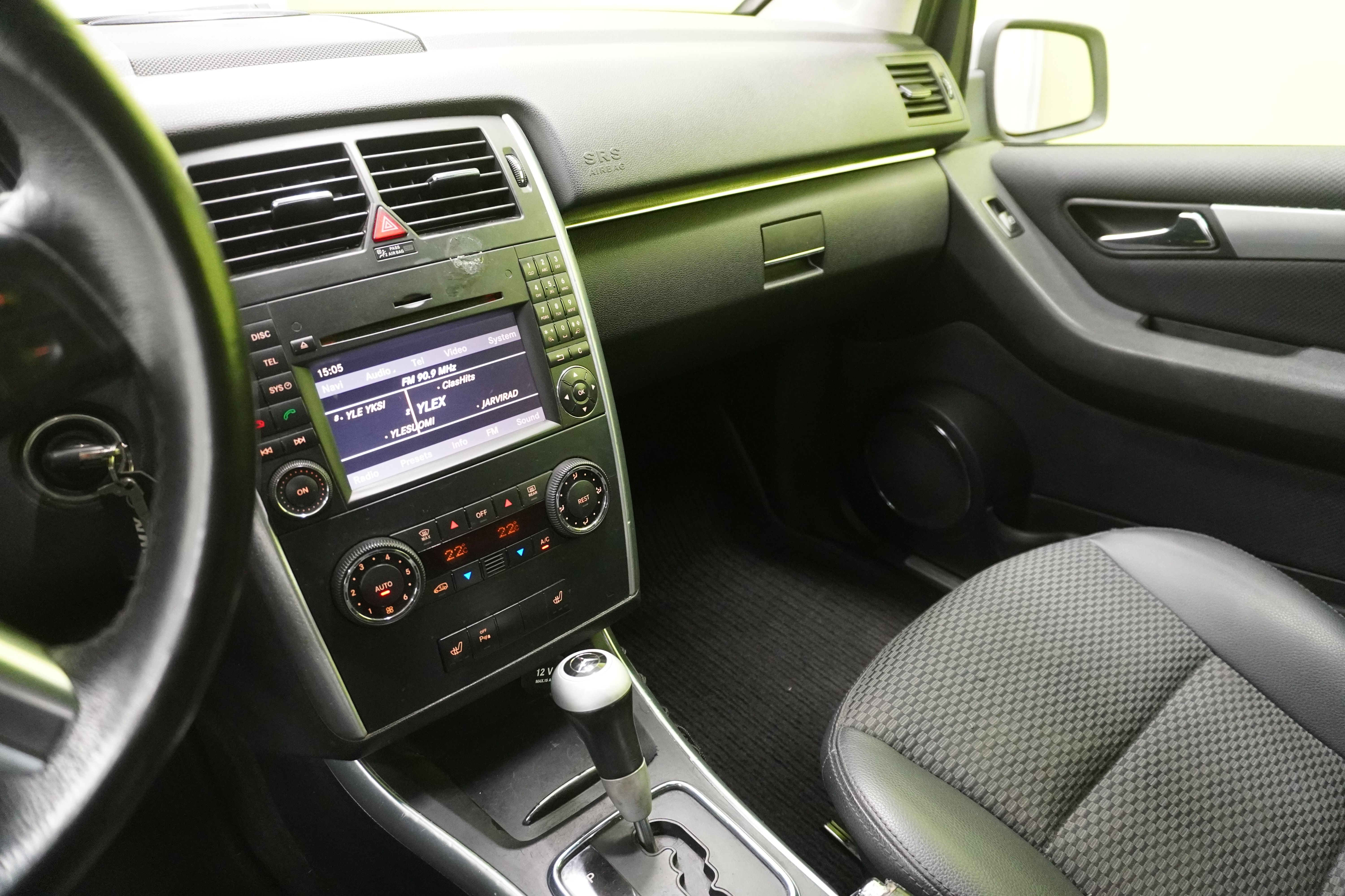 Mercedes-Benz B 2010