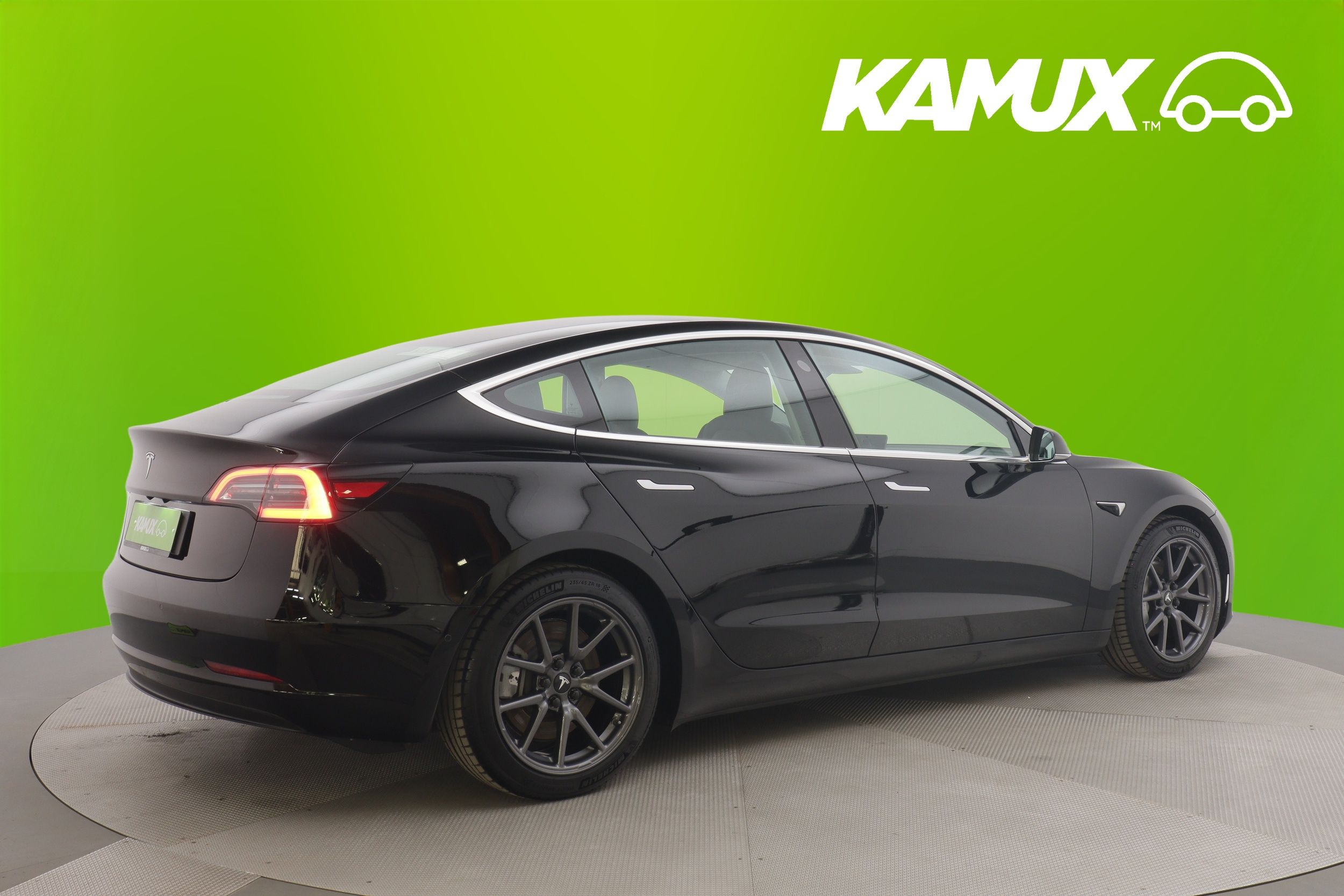 Tesla Model 3 2019