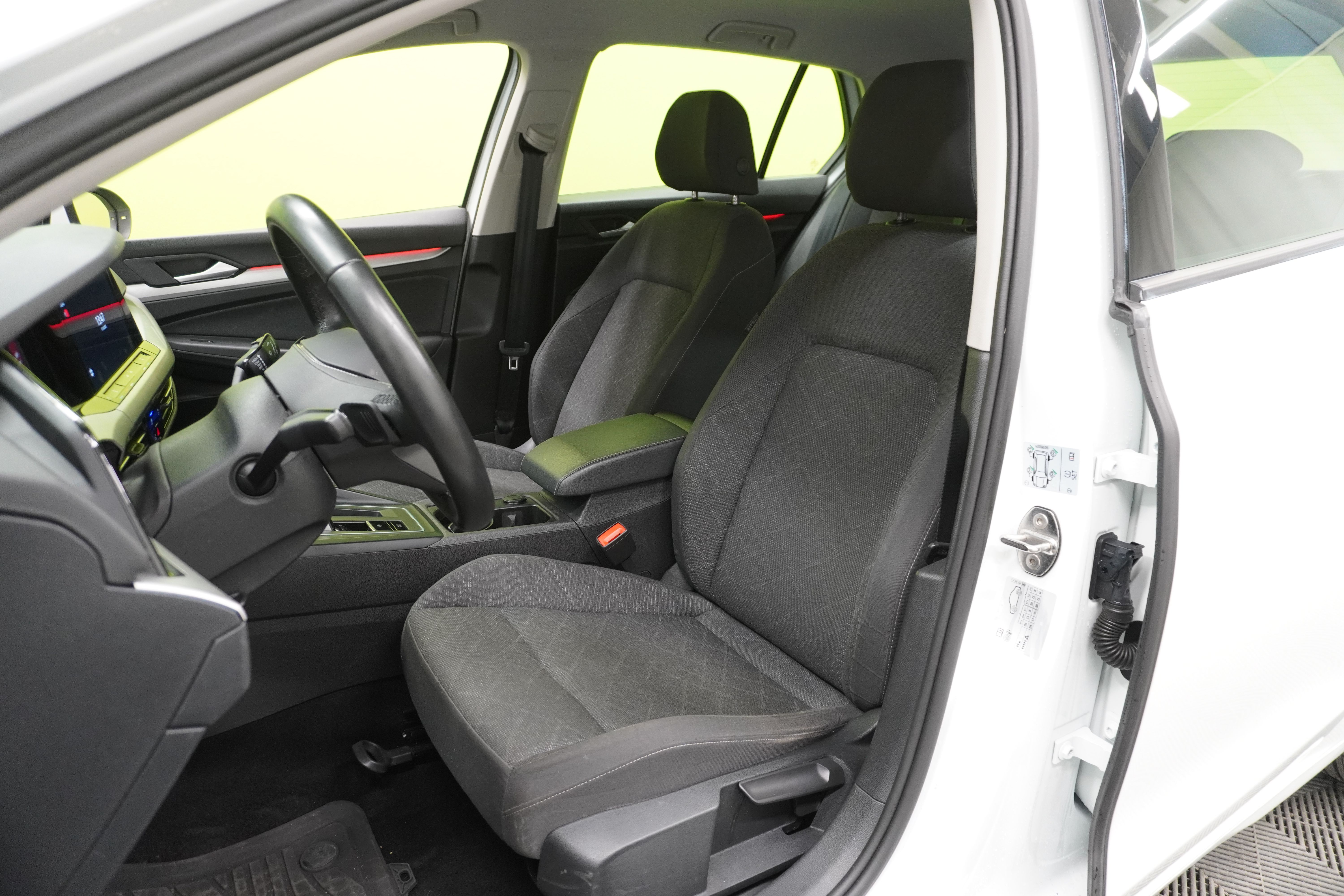 Volkswagen Golf 2023