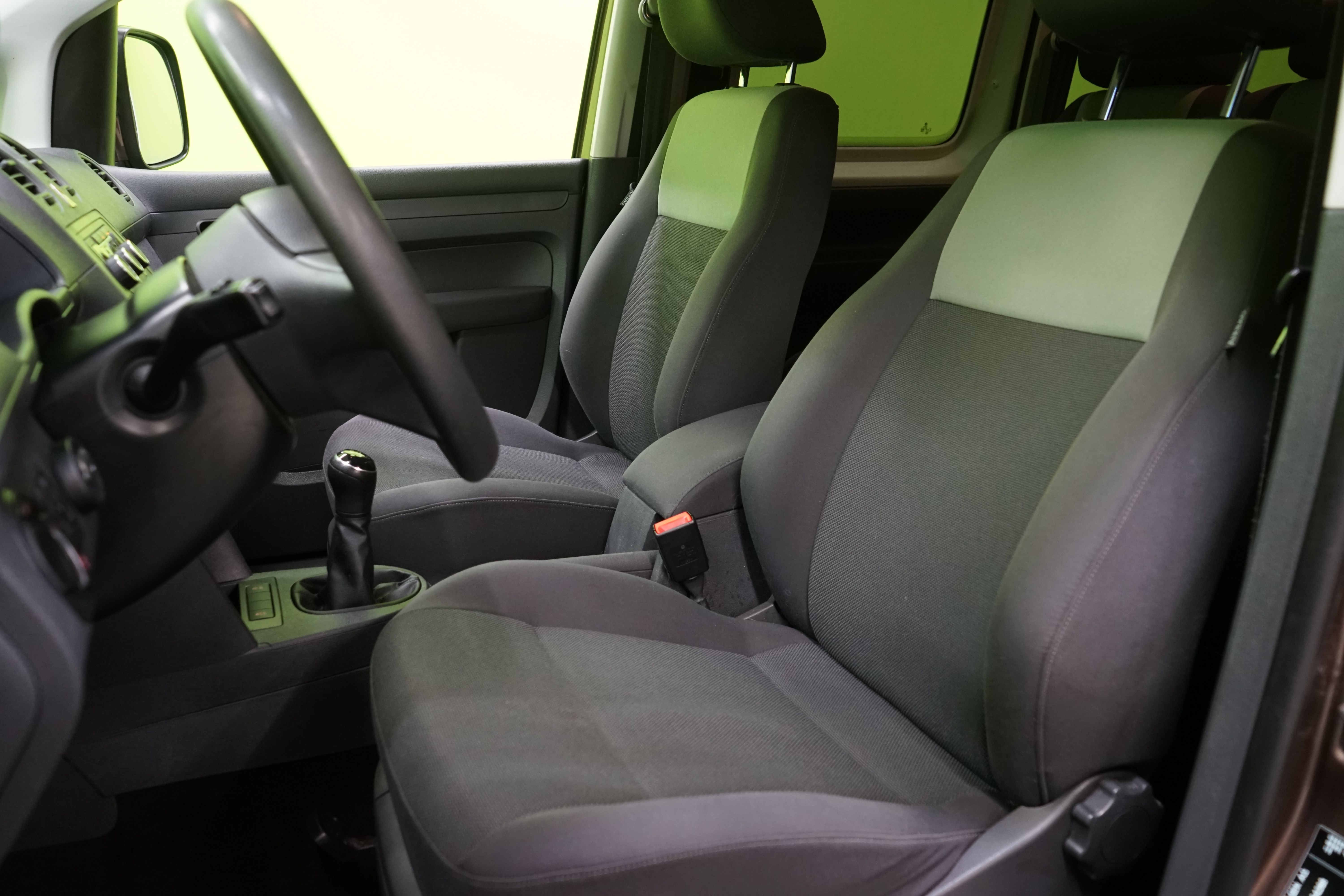 Volkswagen Caddy 2013