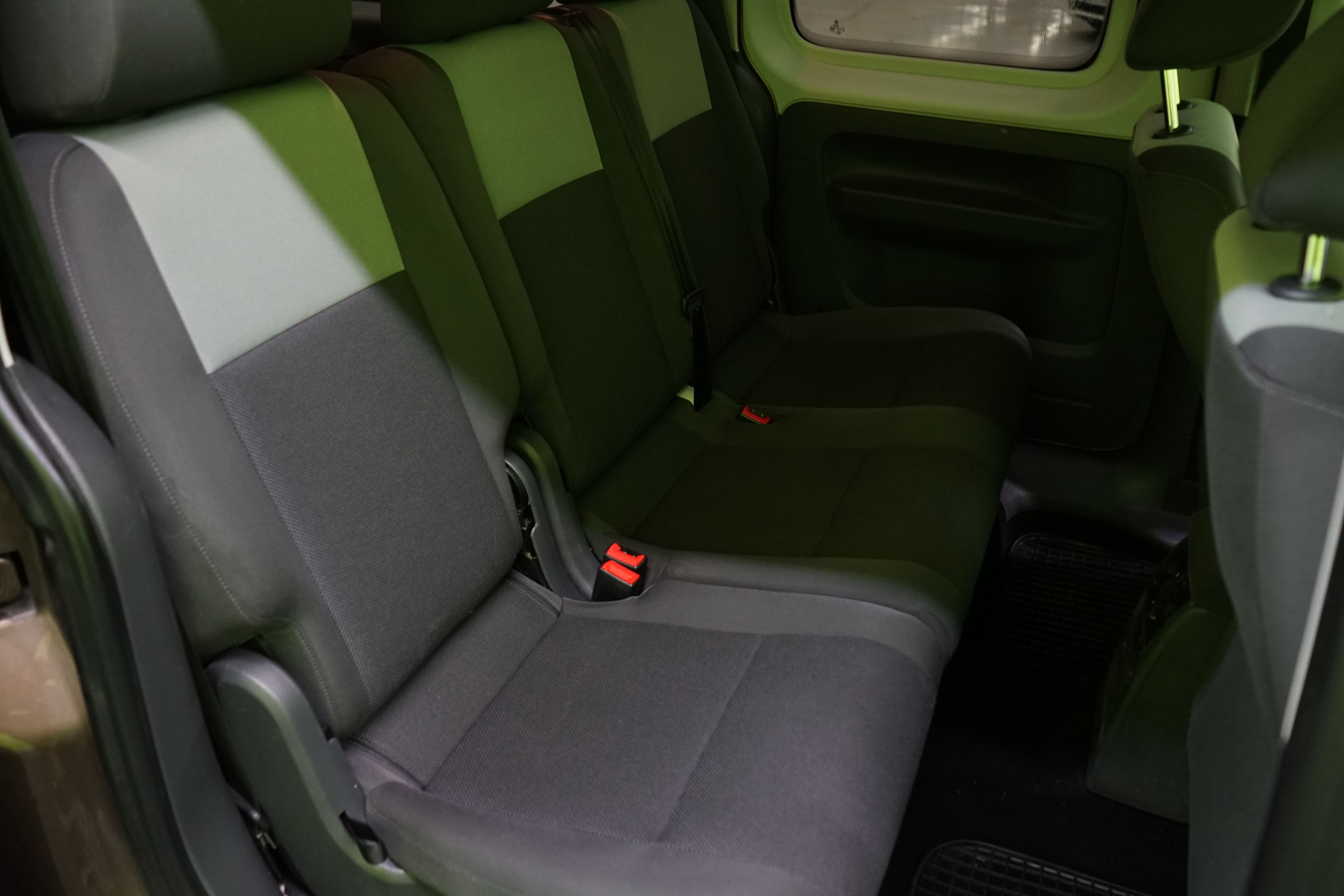 Volkswagen Caddy 2013