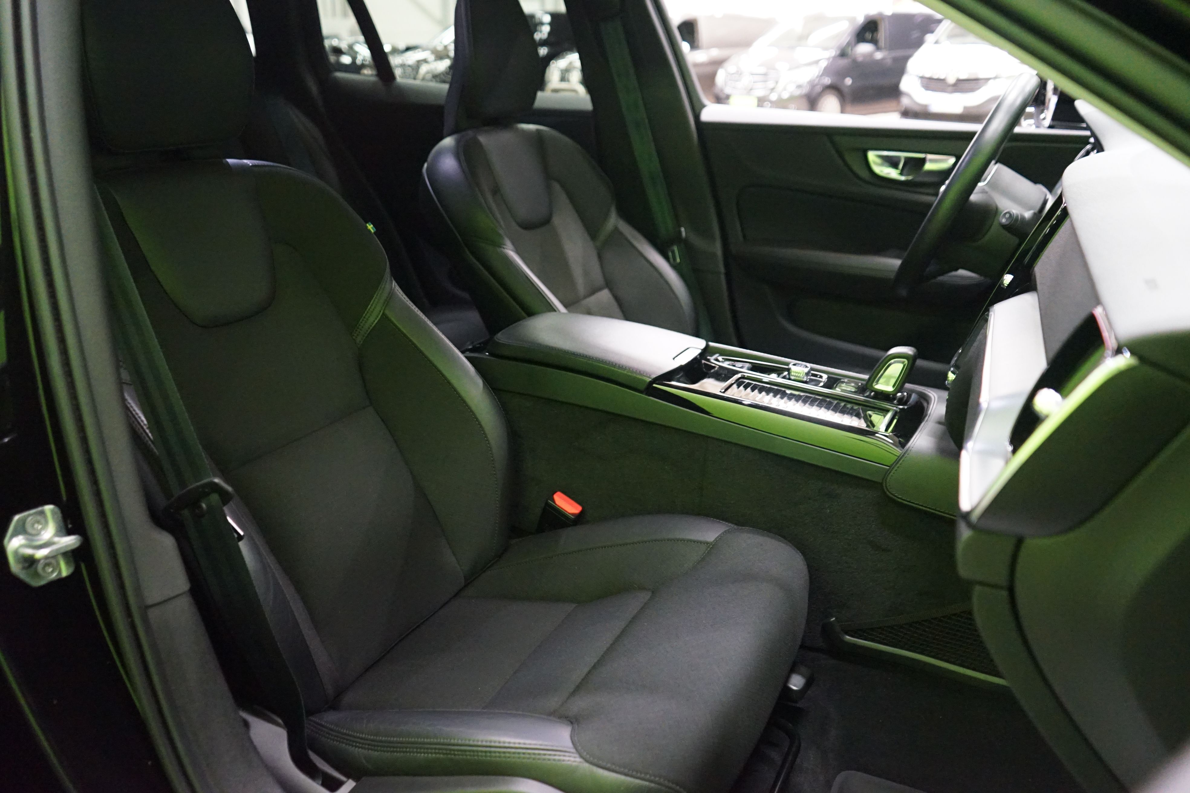 Volvo V60 2020