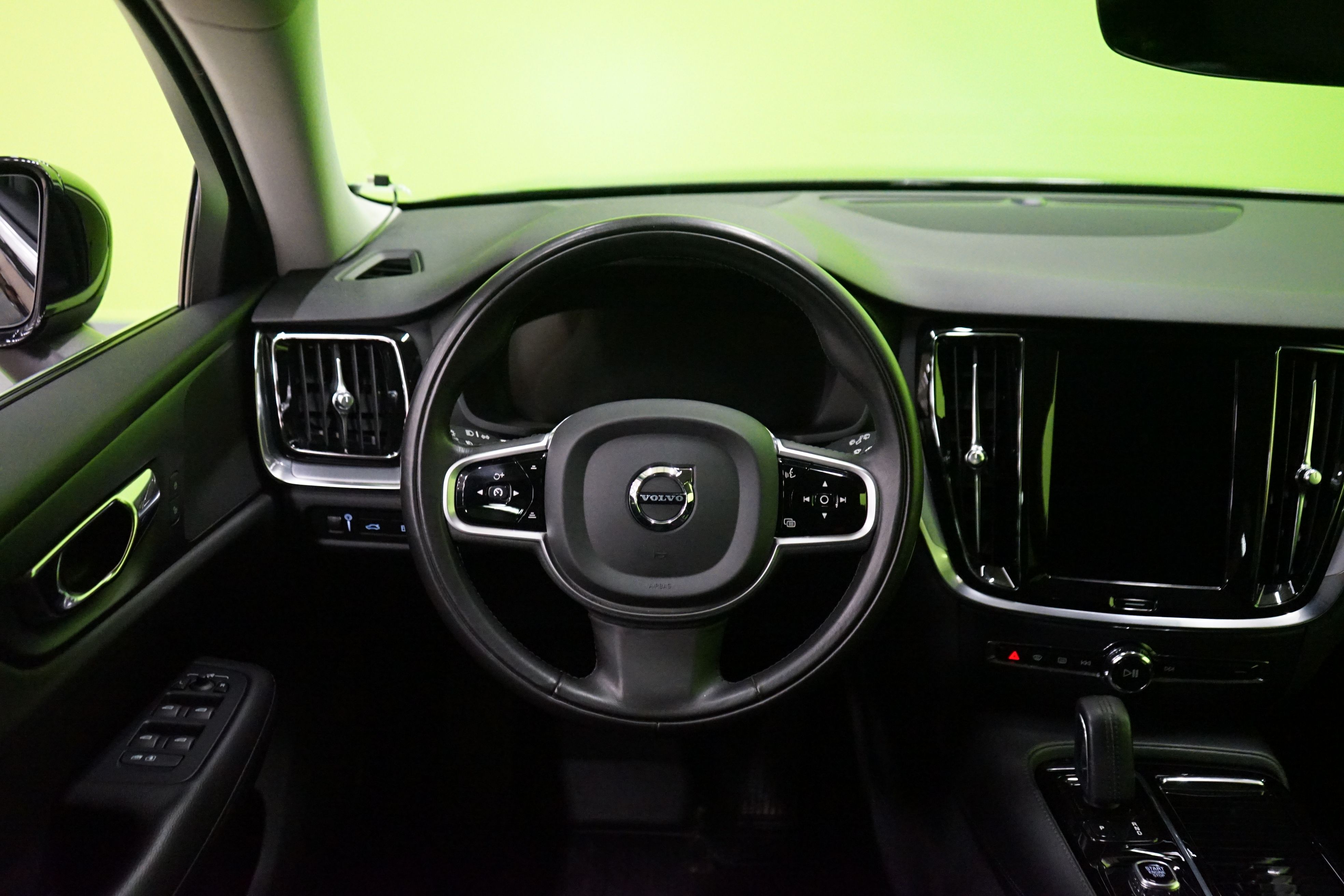 Volvo V60 2020