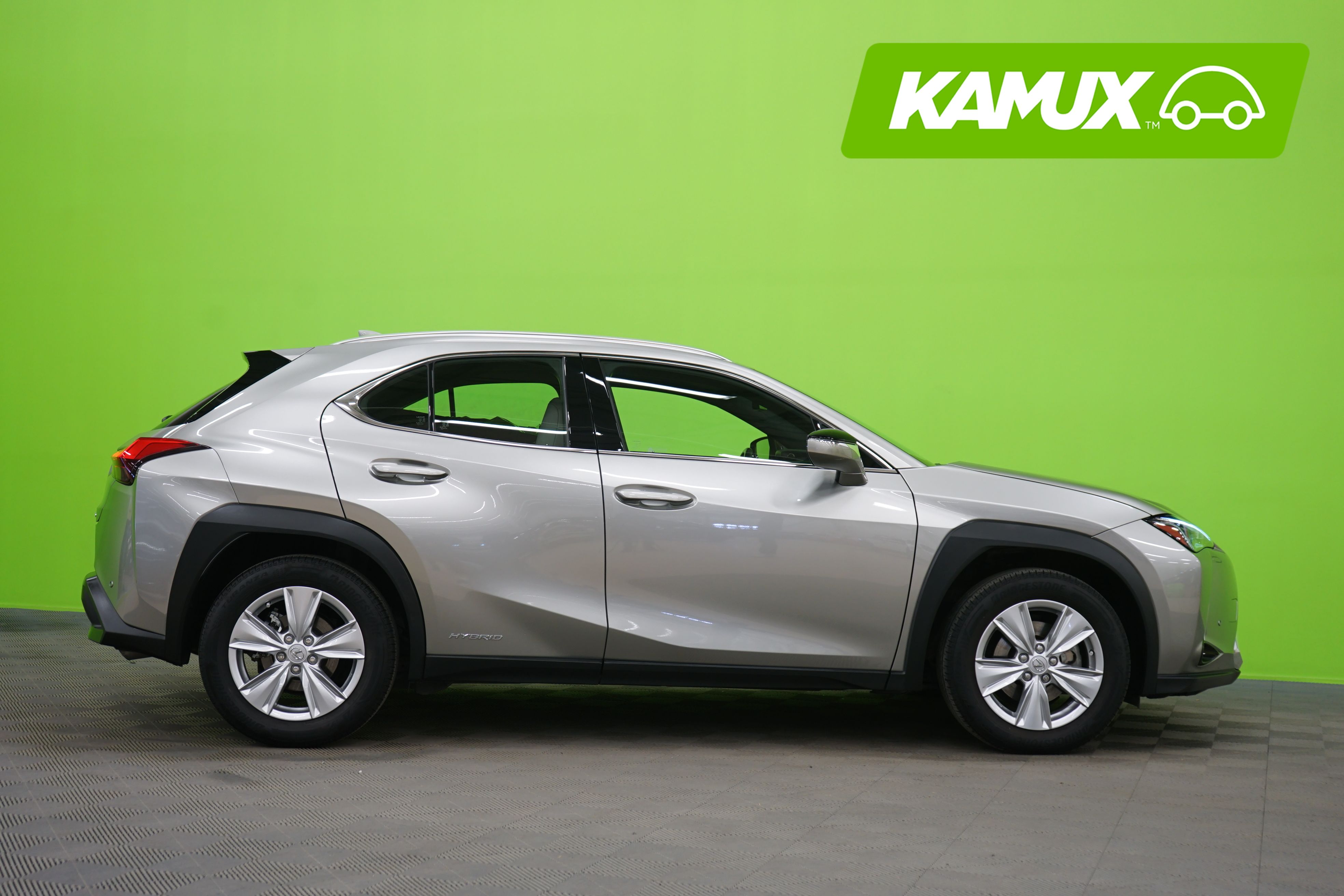 Lexus UX 2021