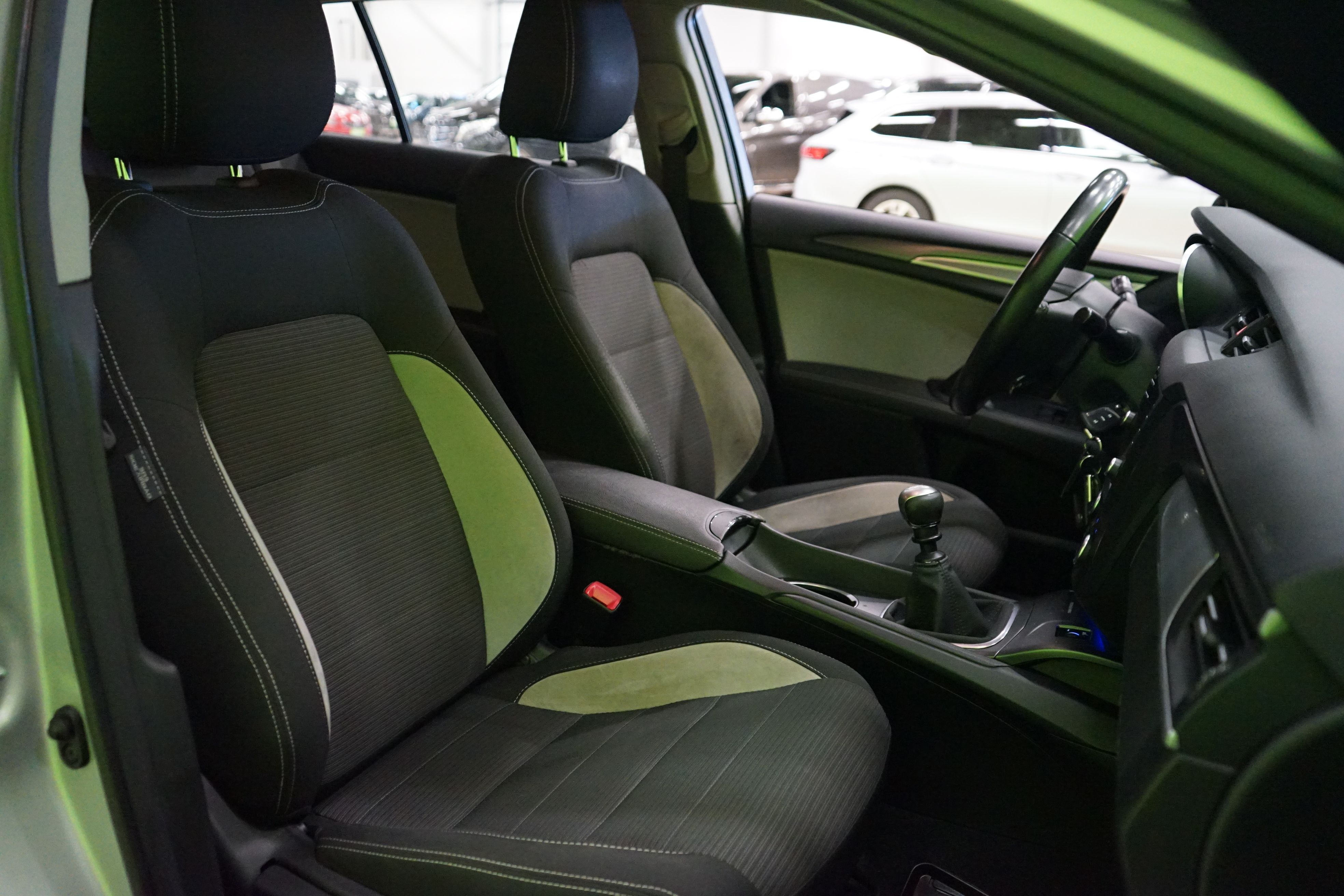 Toyota Avensis 2016