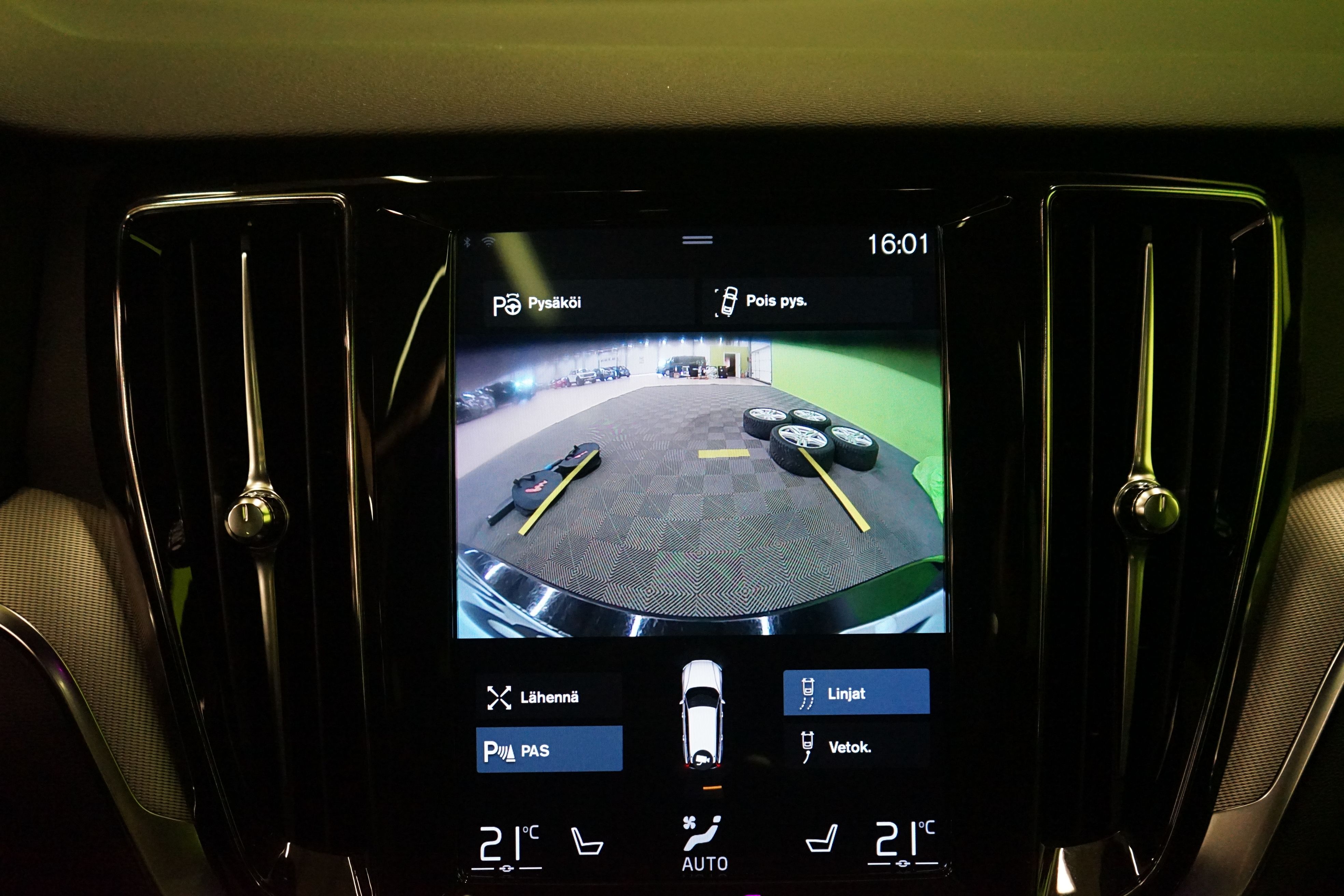 Volvo V60 2019