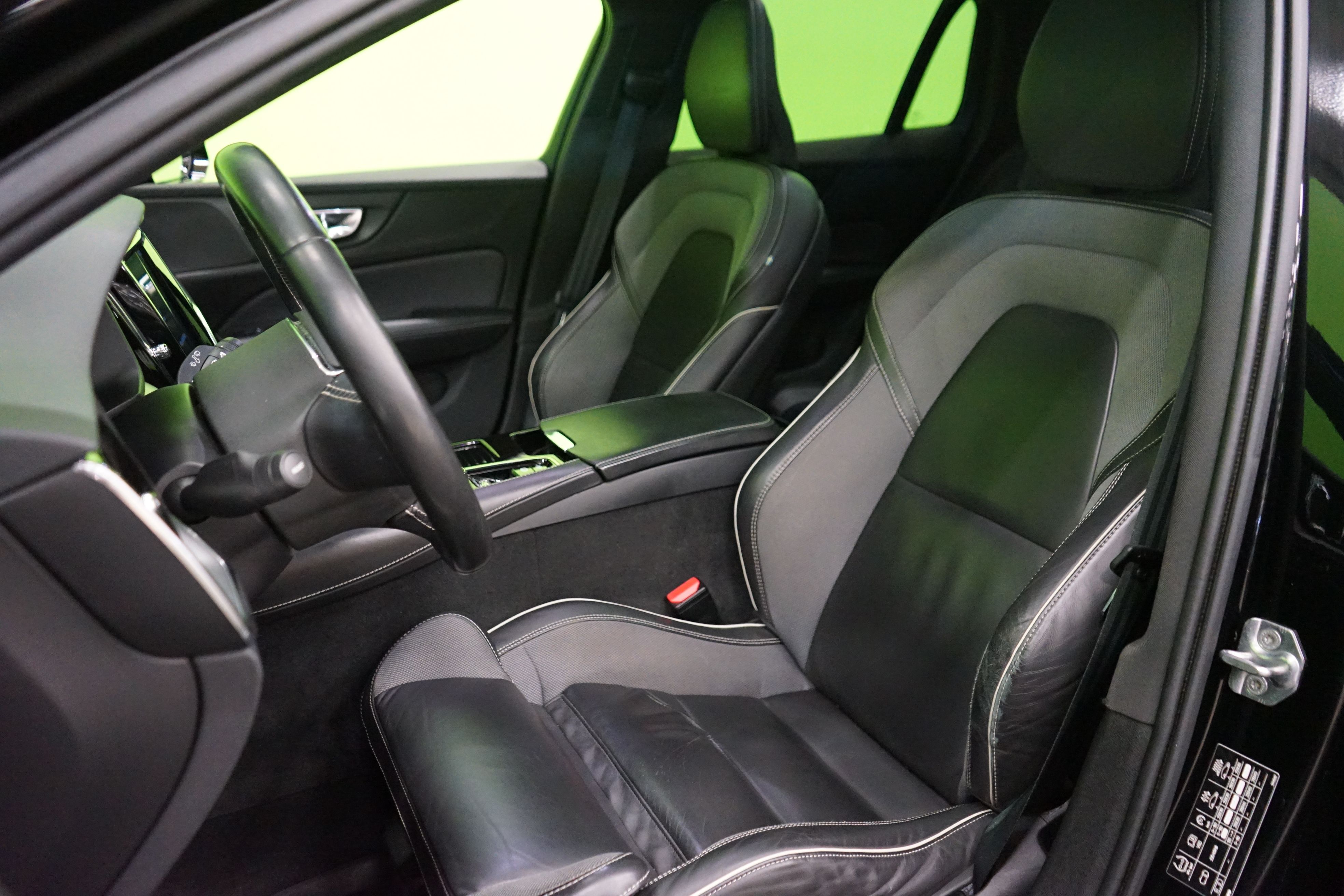 Volvo V60 2019