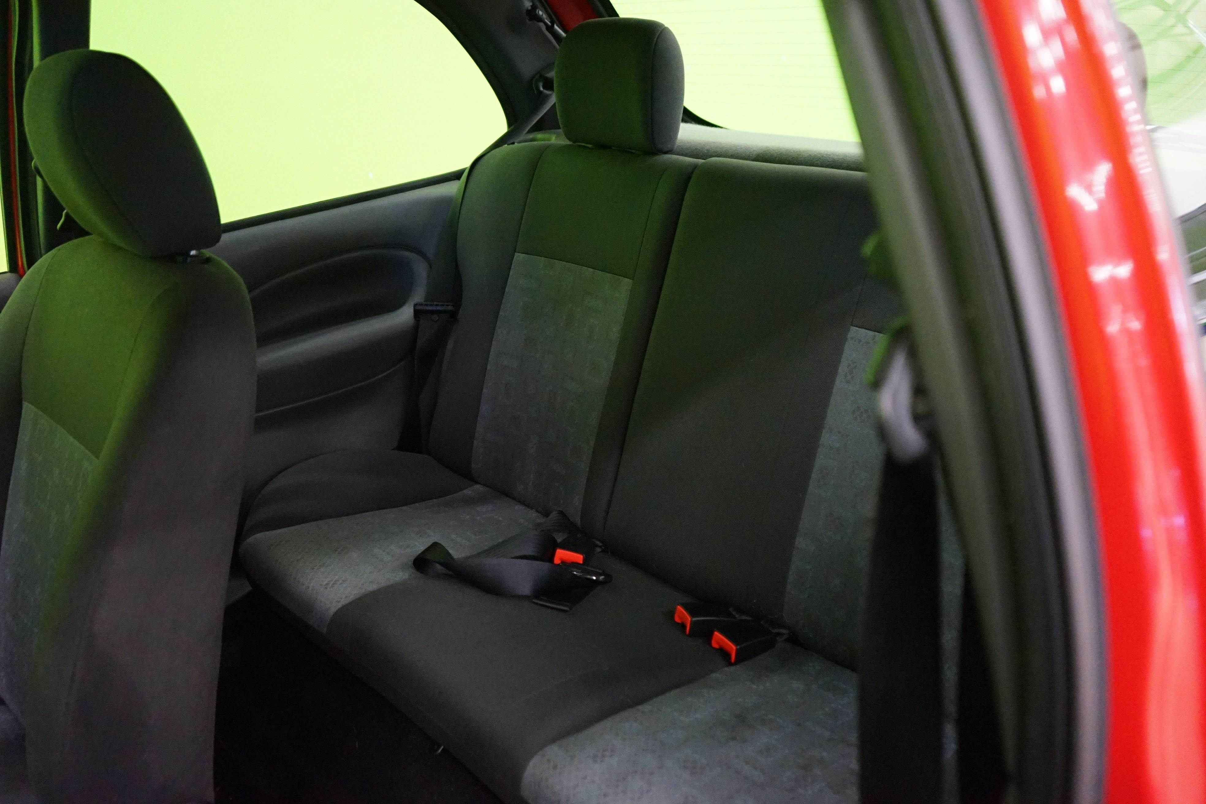Ford Fiesta 2000