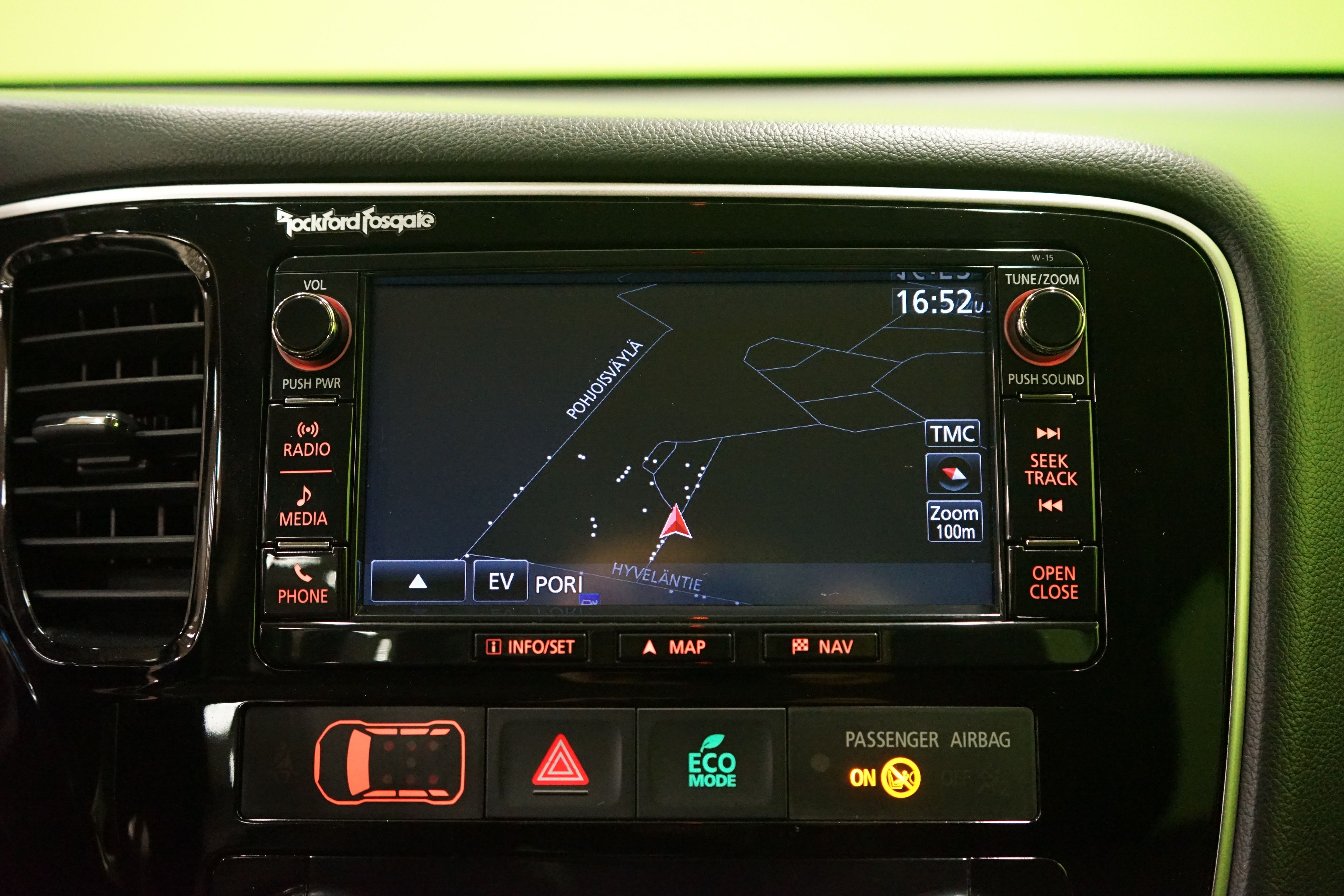 Mitsubishi Outlander PHEV 2017