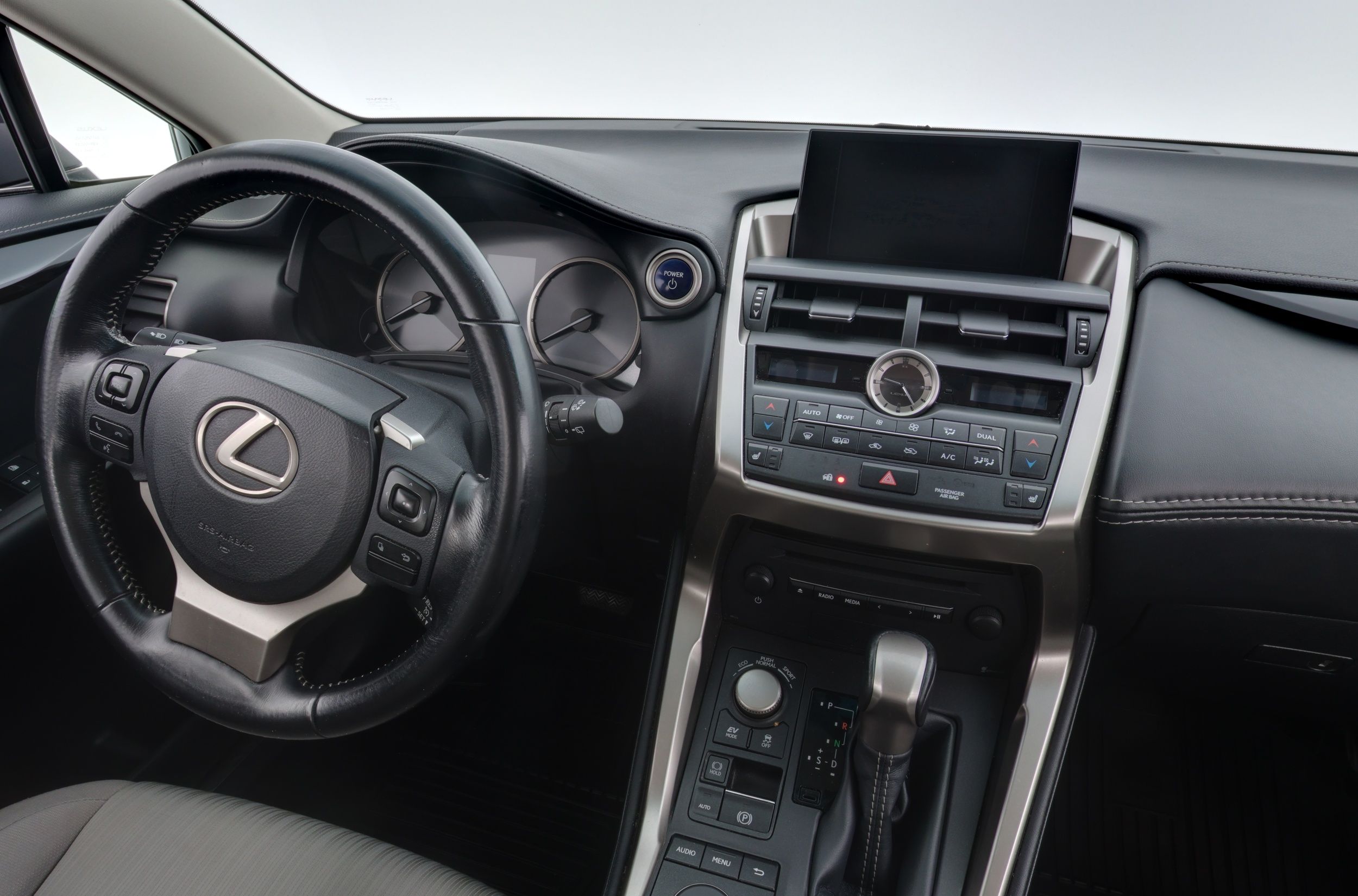 Lexus NX 2015