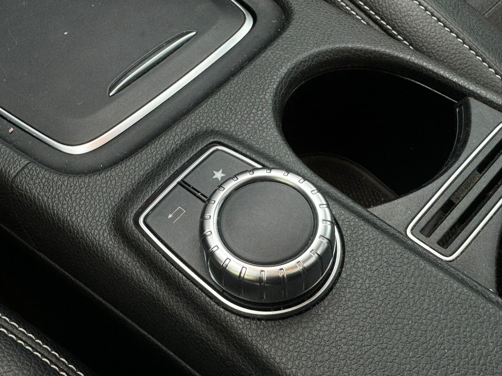 Mercedes-Benz A 2017