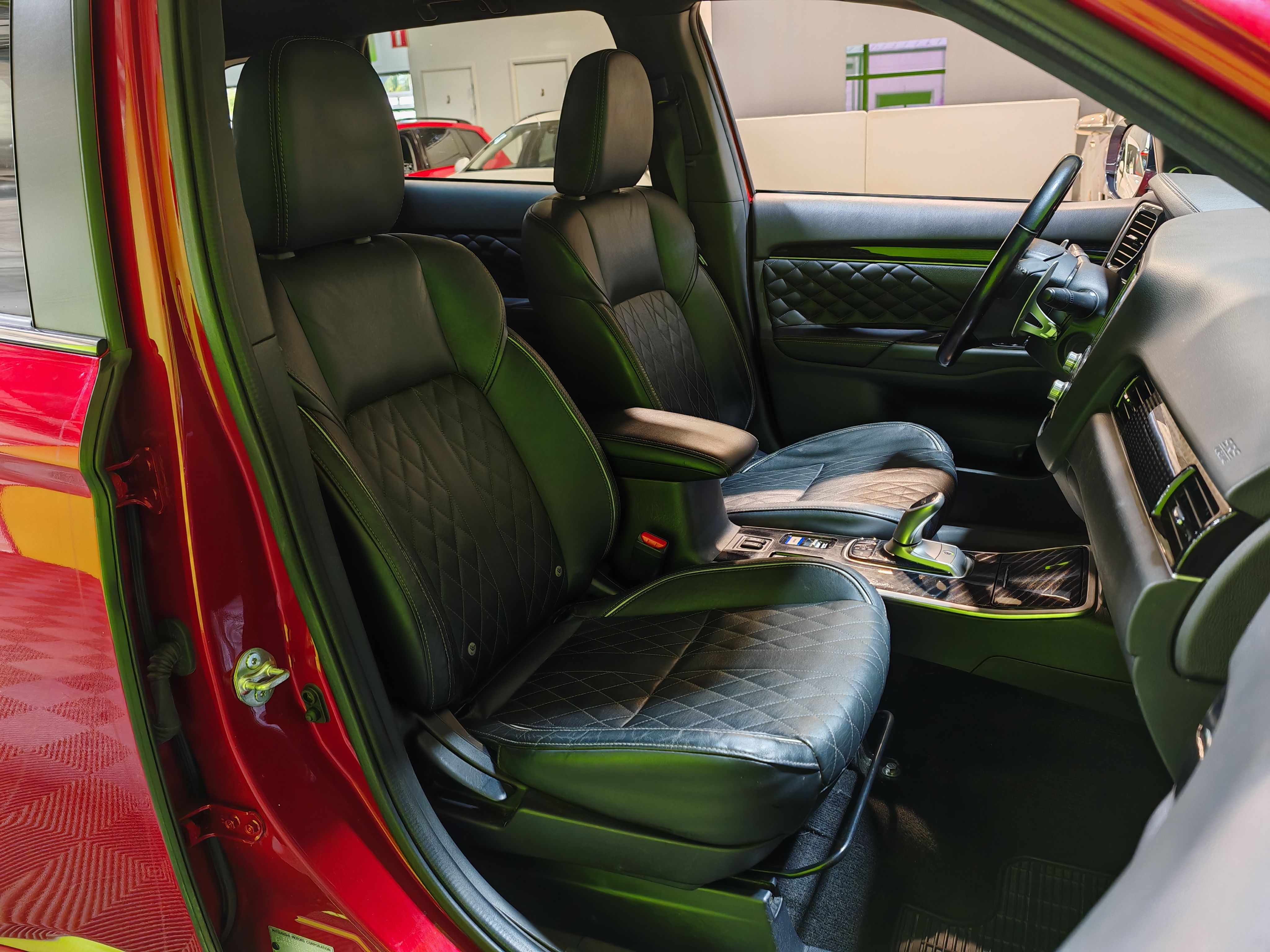 Mitsubishi Outlander PHEV 2021