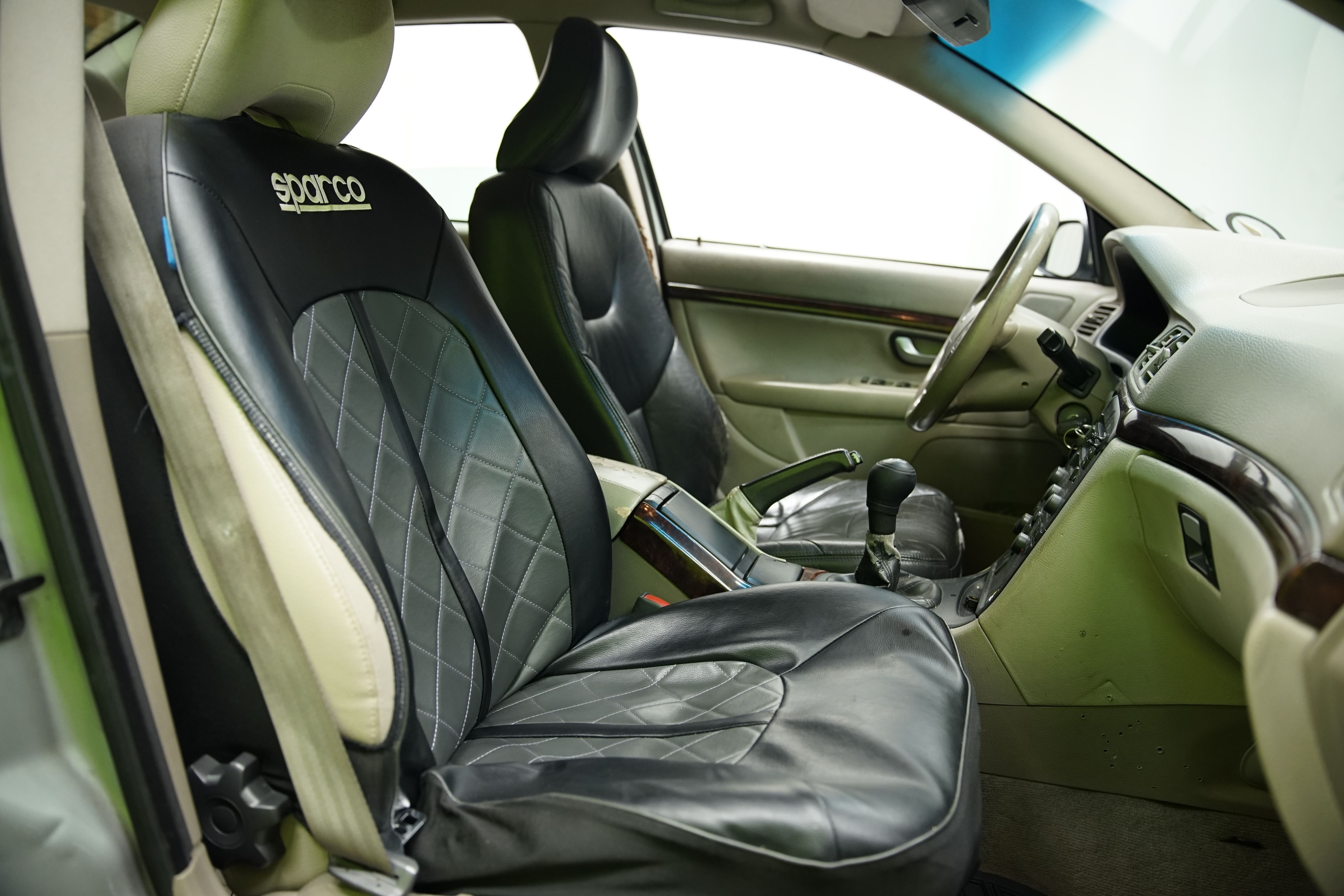 Volvo S80 2004