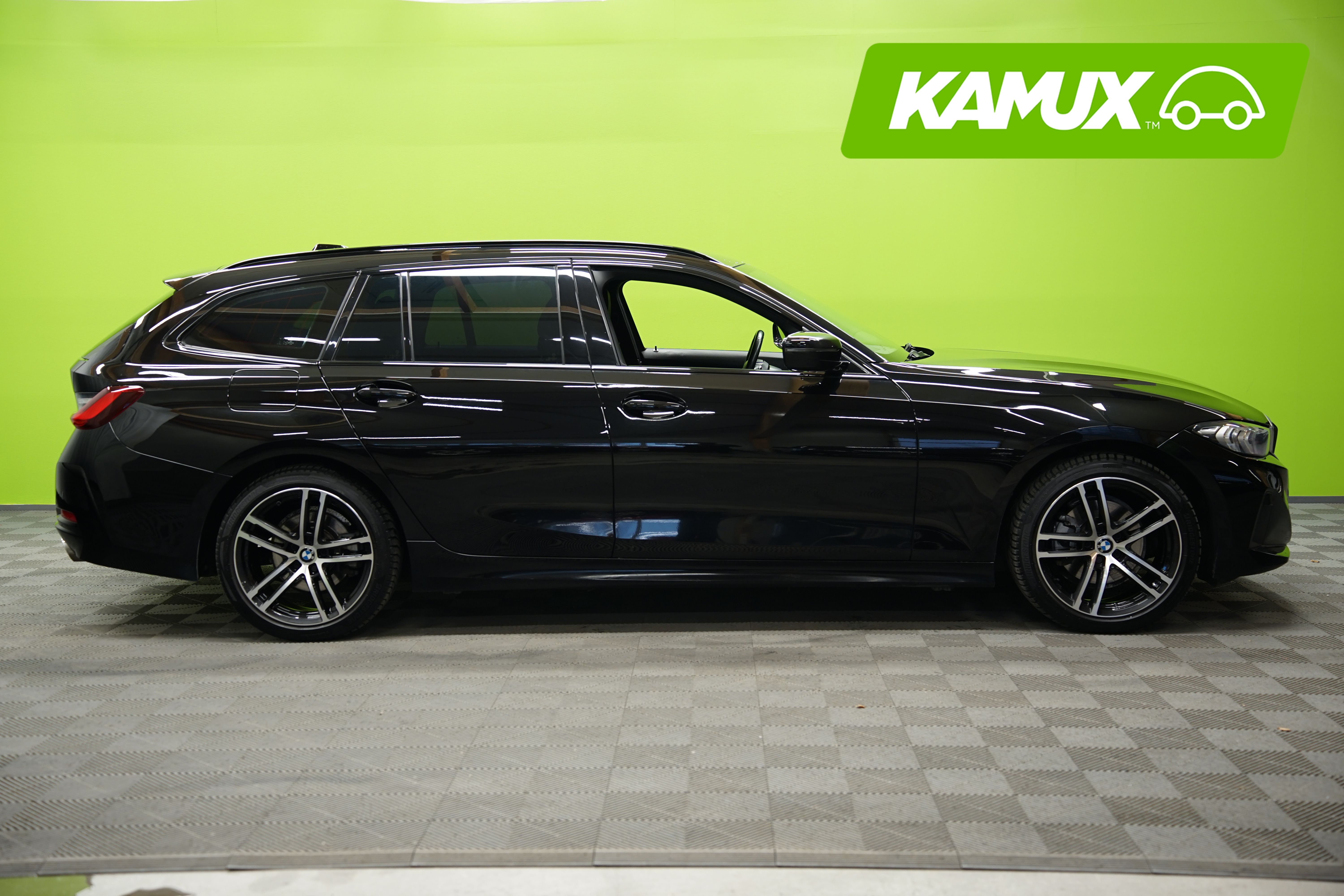 BMW 320 2023
