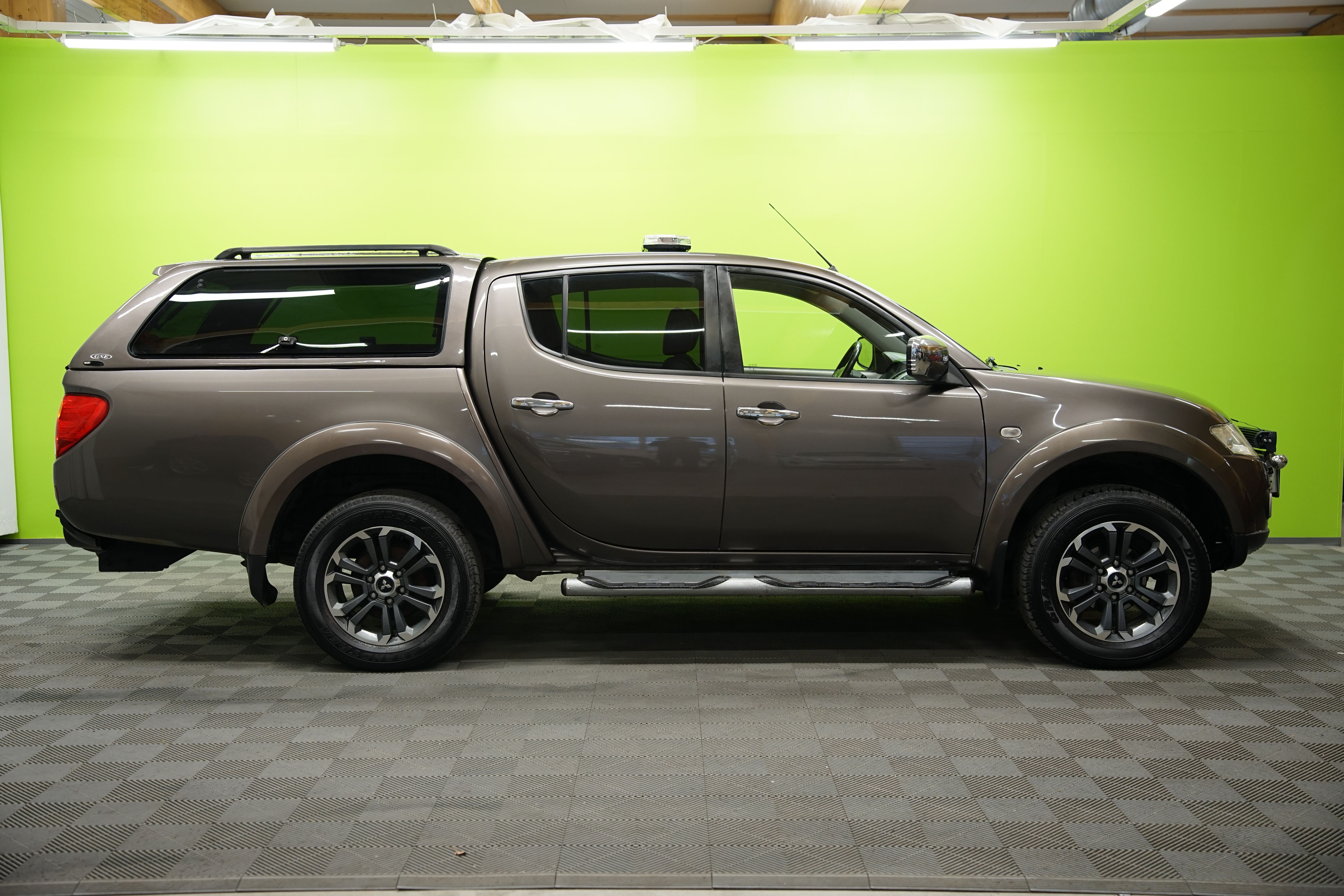 Mitsubishi L200 2012