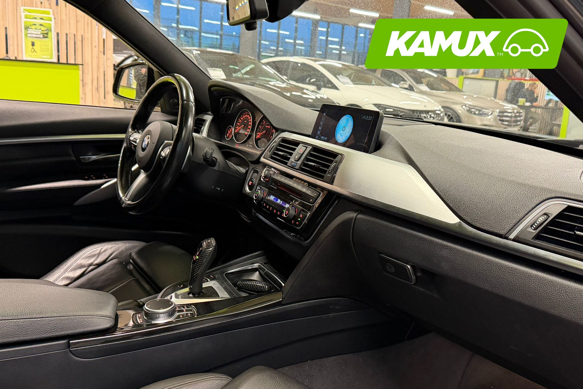 BMW 330 2017